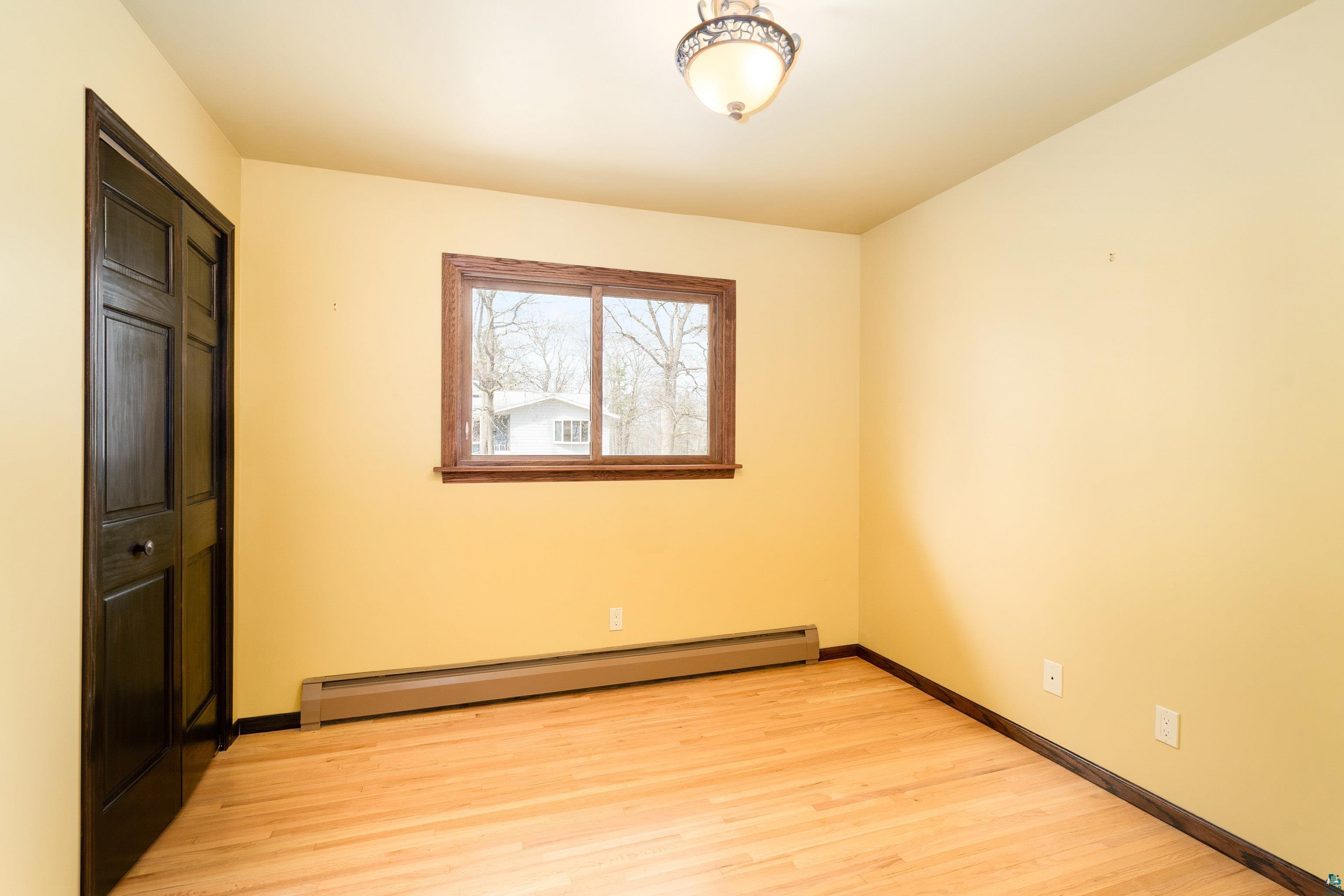330 E Faribault St, Duluth, MN 55803 Listing Photo  20