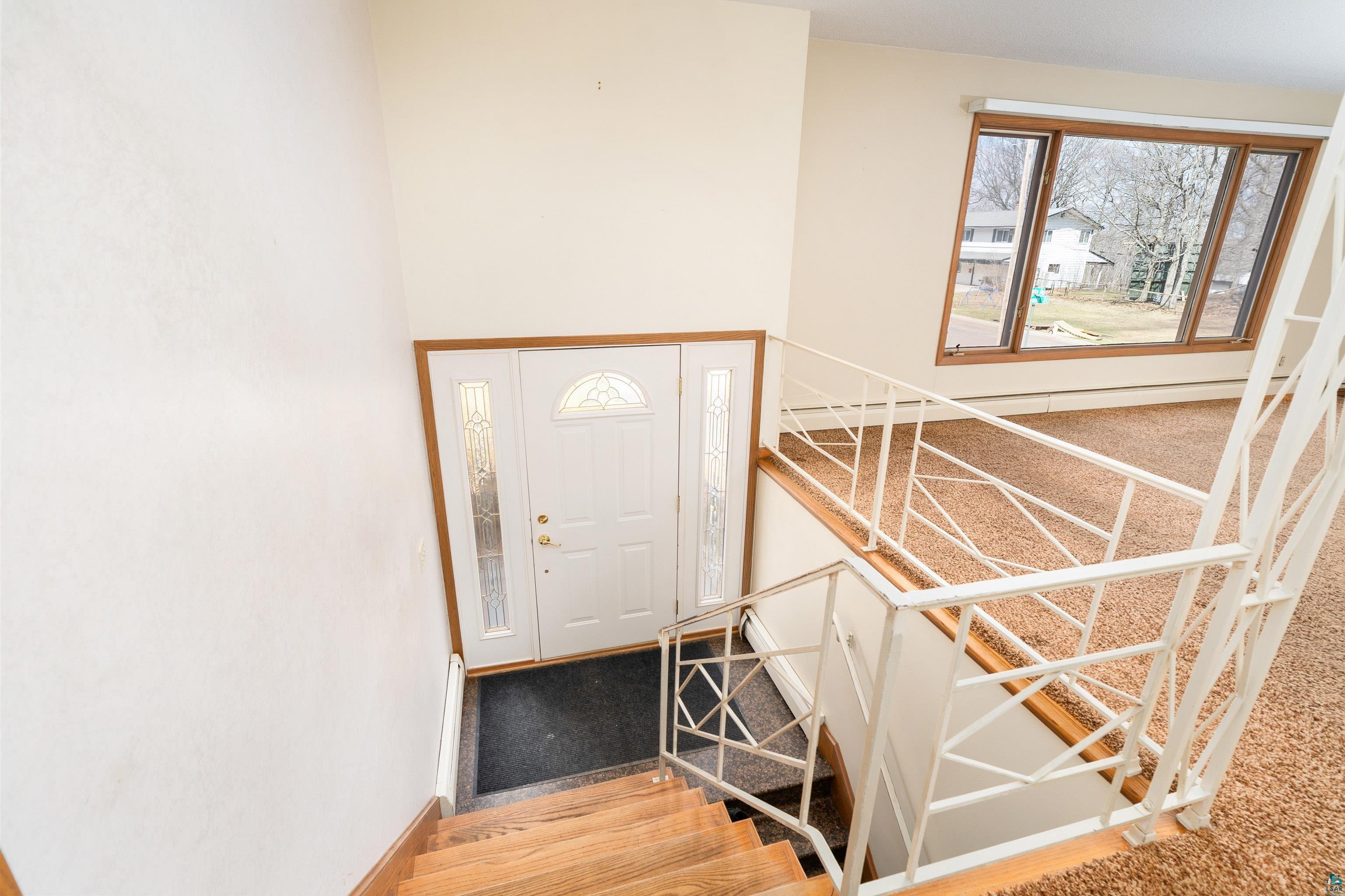 330 E Faribault St, Duluth, MN 55803 Listing Photo  28