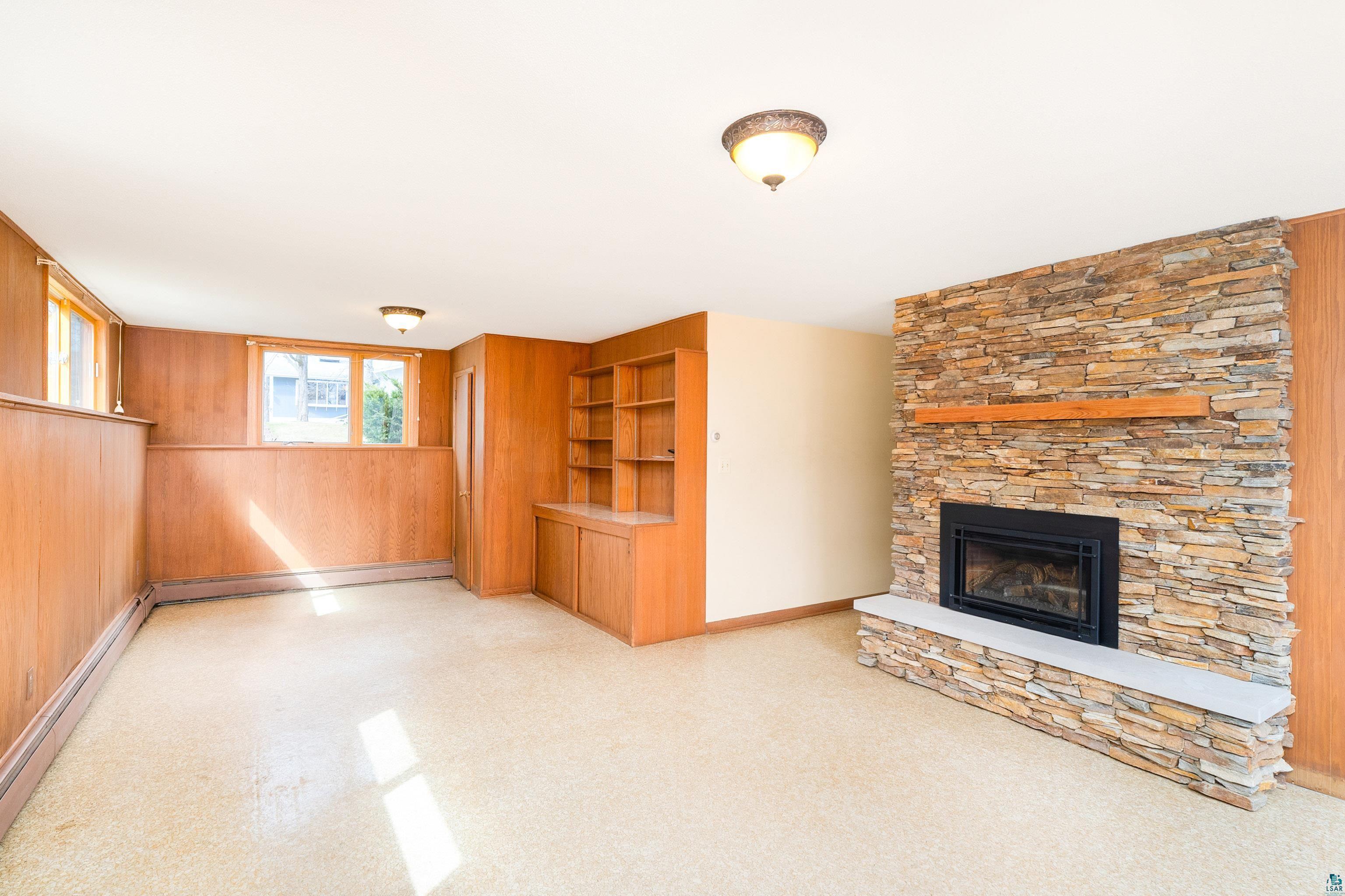 330 E Faribault St, Duluth, MN 55803 Listing Photo  55