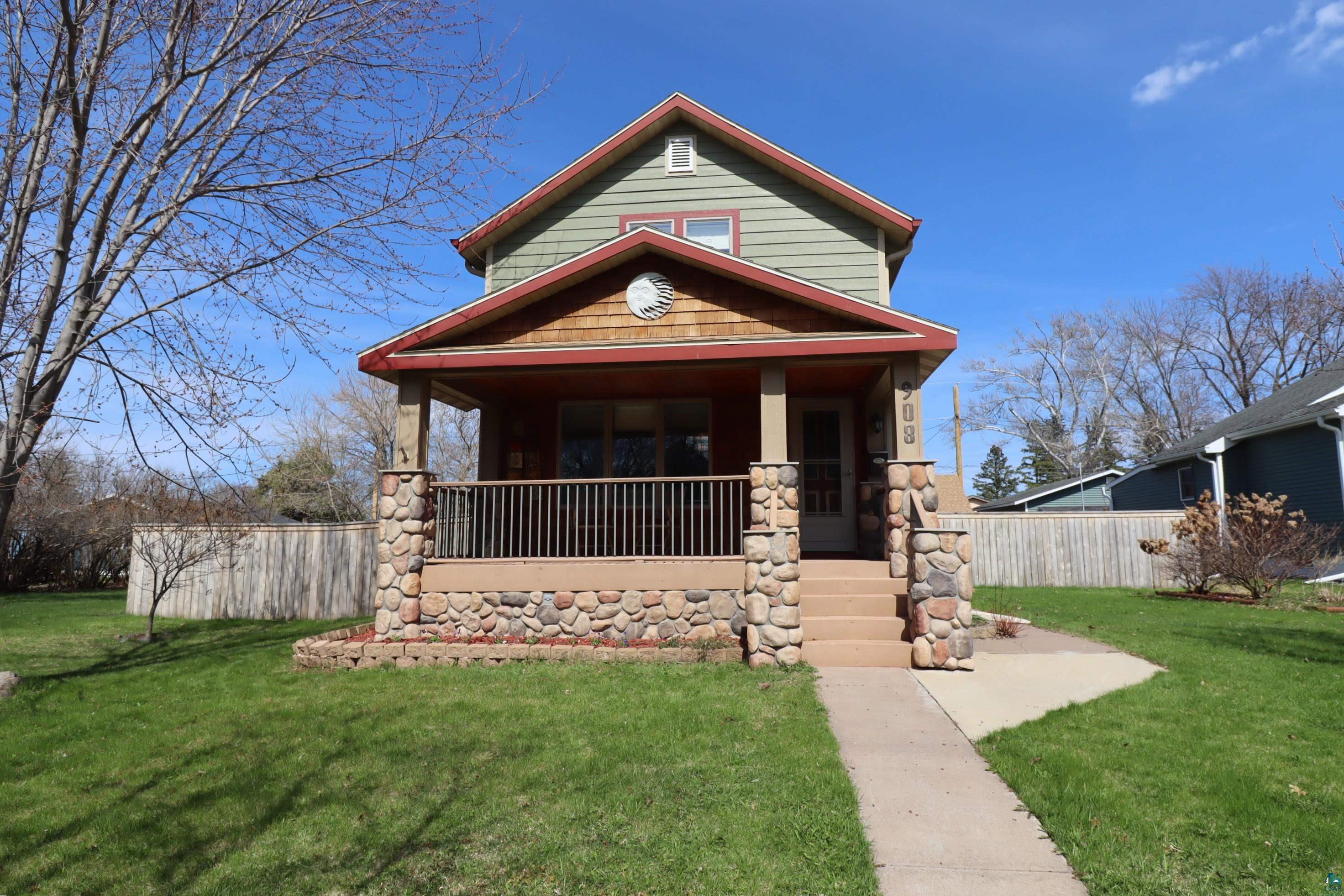 908 6th Ave W, Ashland, WI 54806 Listing Photo  1
