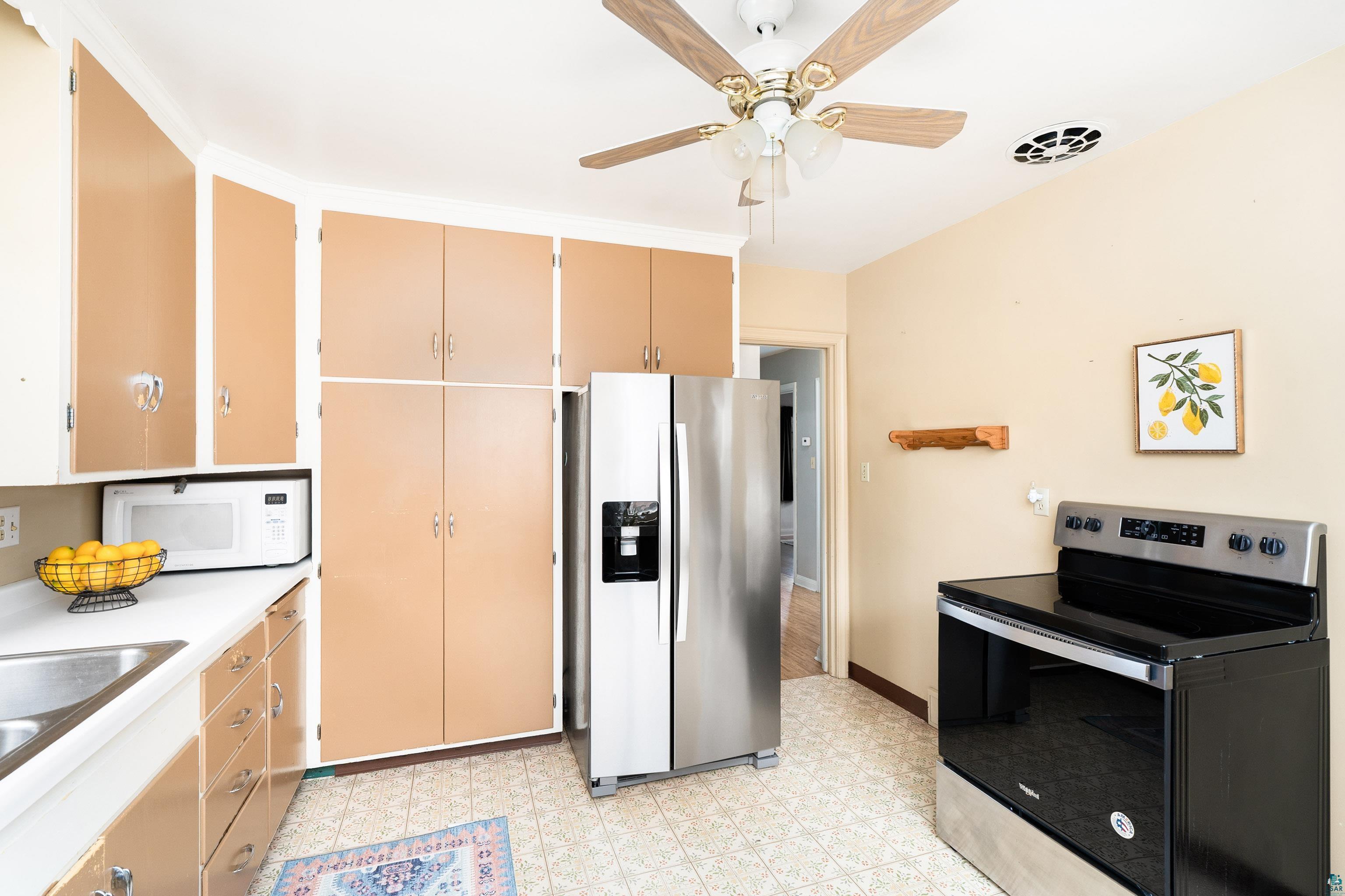 5121 Glenwood St, Duluth, MN 55804 Listing Photo  16