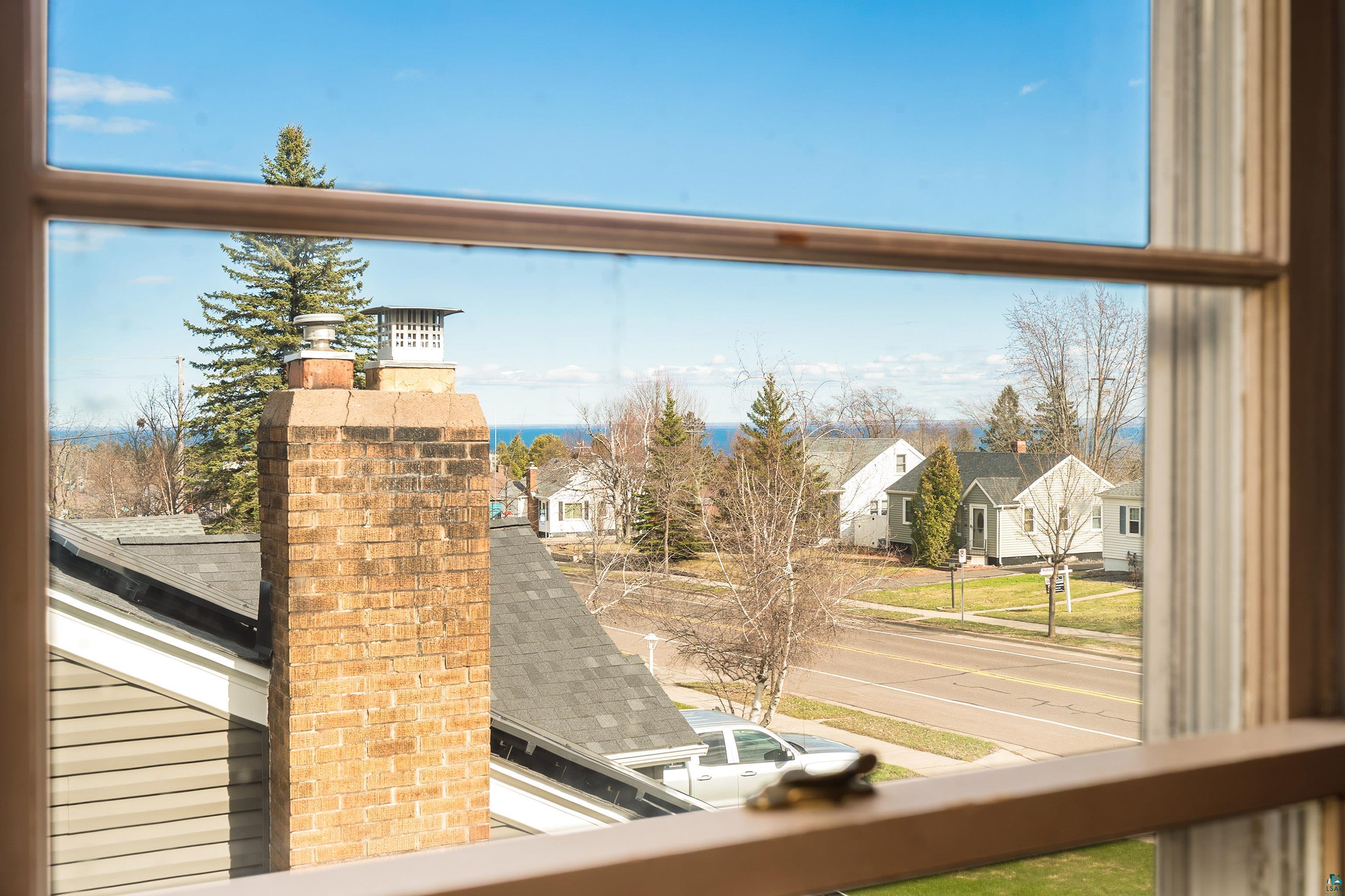 5121 Glenwood St, Duluth, MN 55804 Listing Photo  25
