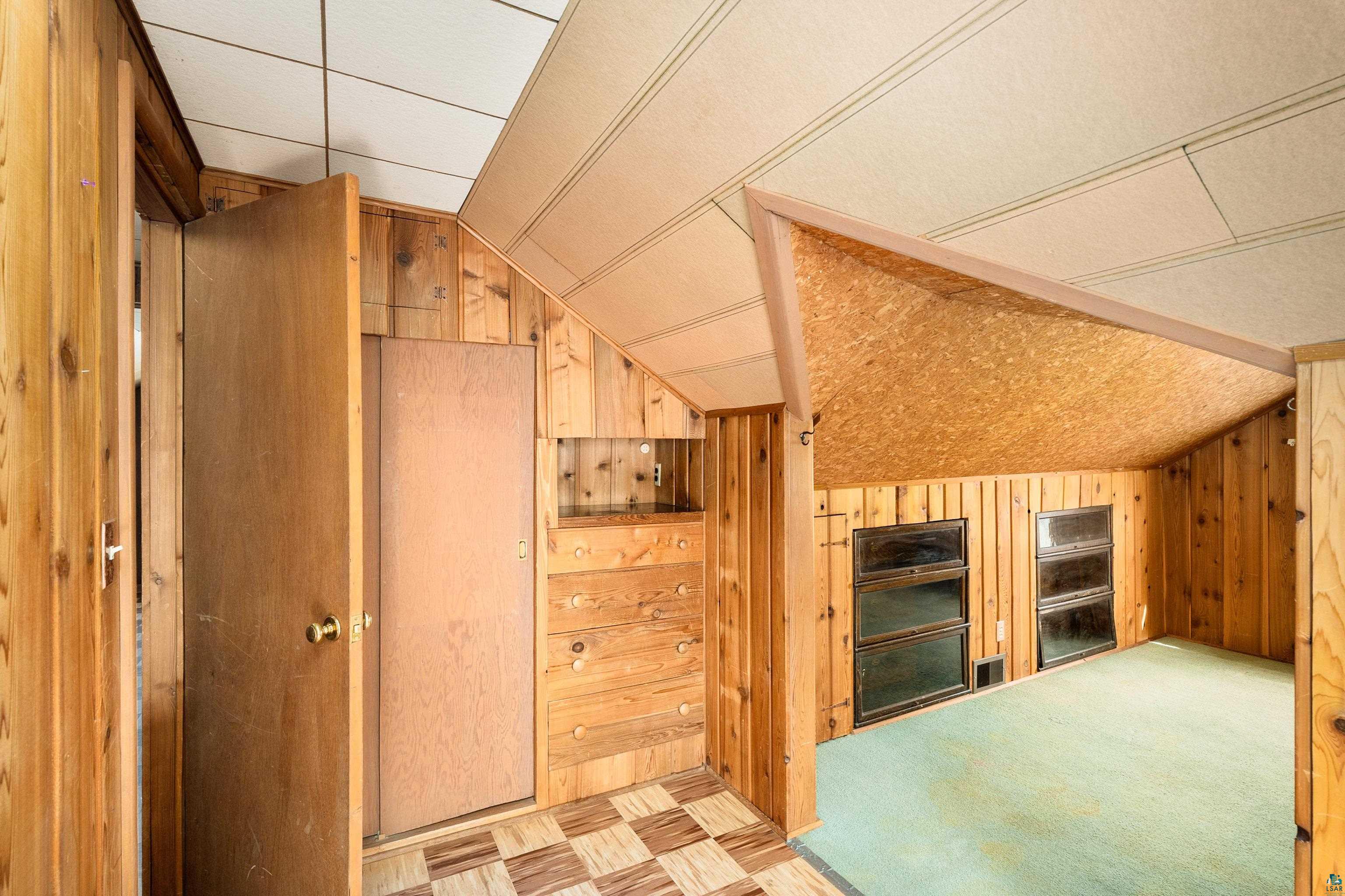 5121 Glenwood St, Duluth, MN 55804 Listing Photo  32