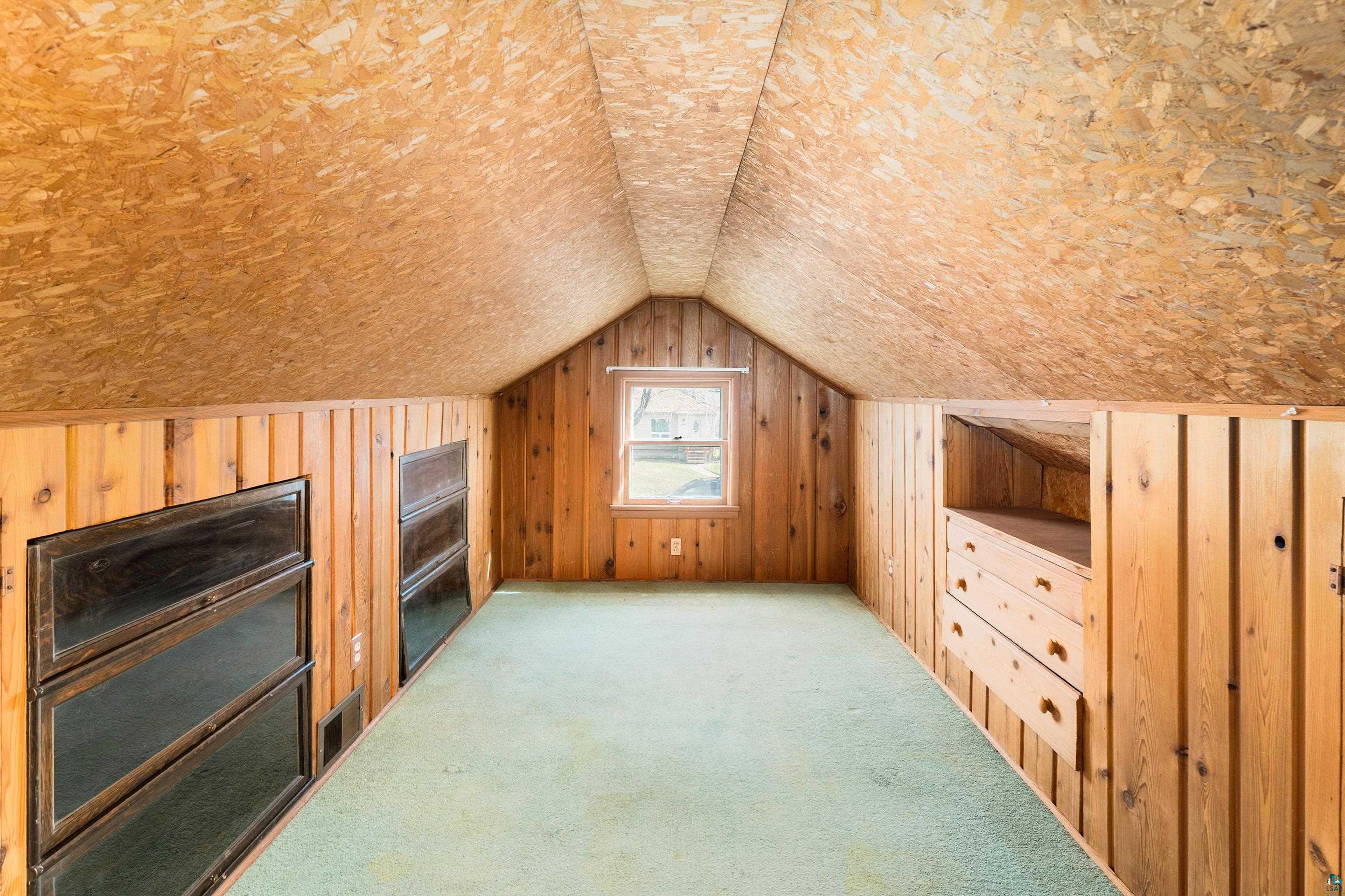 5121 Glenwood St, Duluth, MN 55804 Listing Photo  33