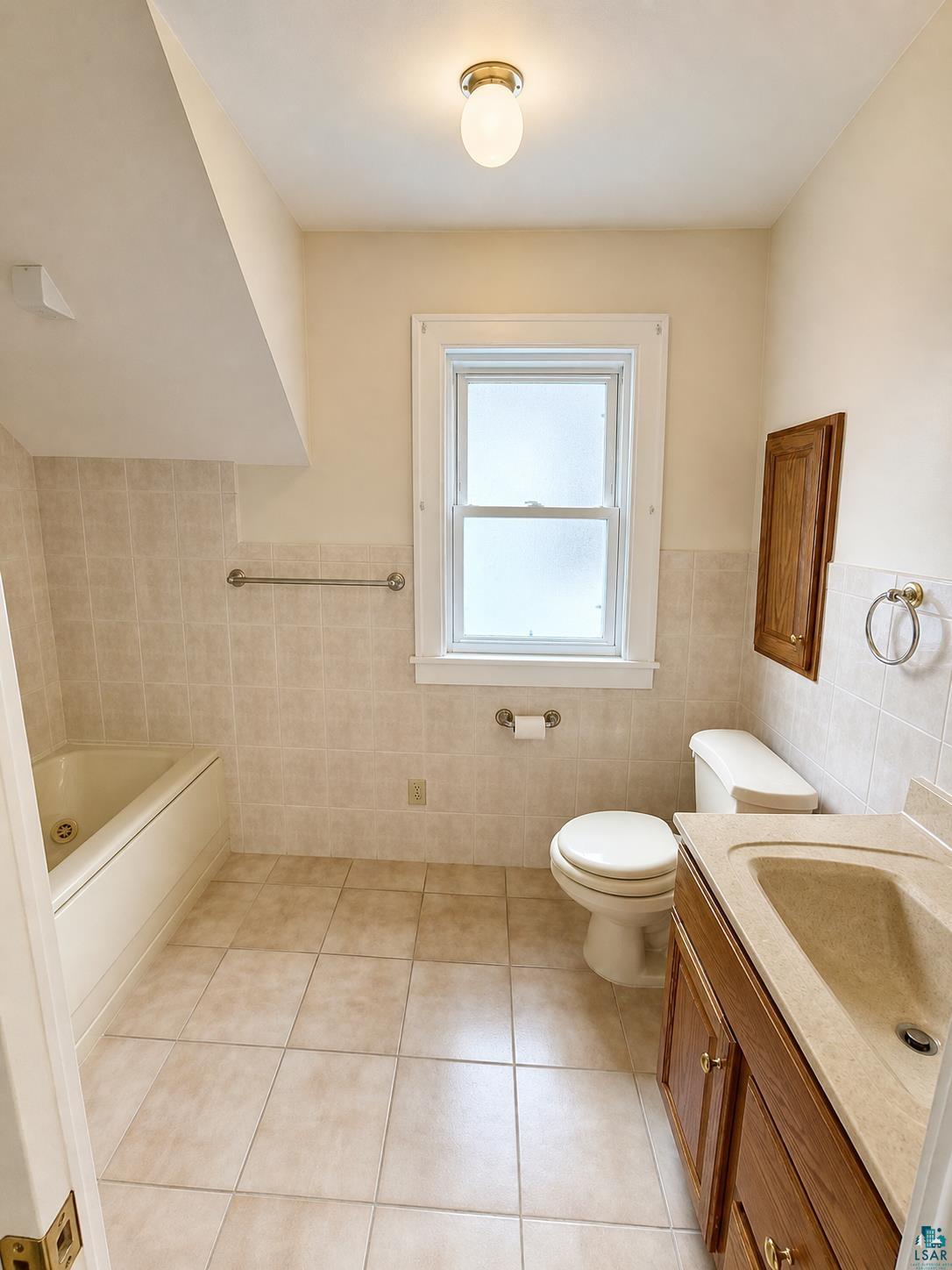 4311 4th St W, Duluth, MN 55807 Listing Photo  15