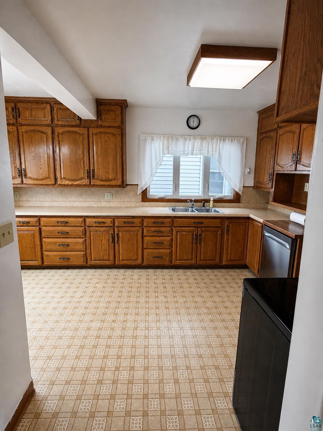 4311 4th St W, Duluth, MN 55807 Listing Photo  4