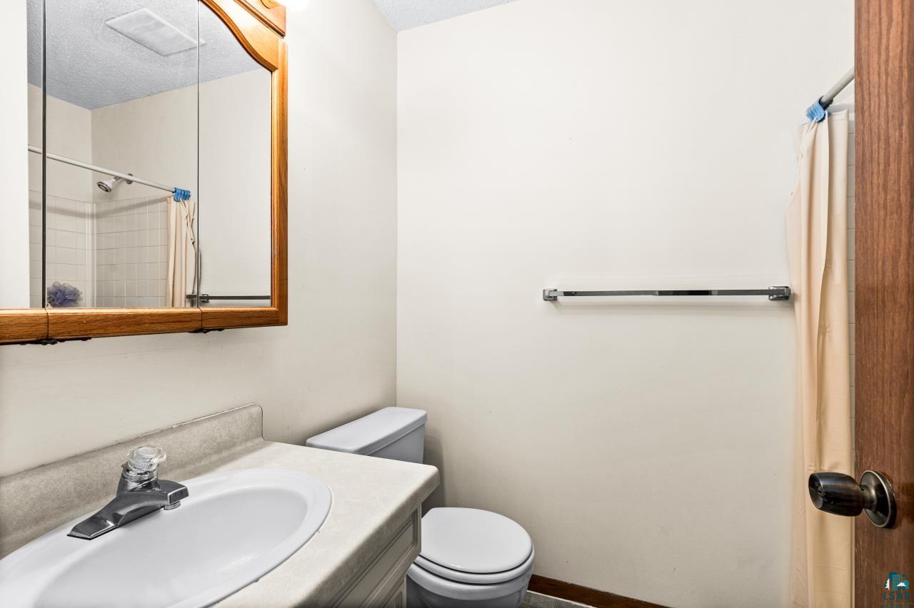 5002 Peabody St, Duluth, MN 55803 Listing Photo  18
