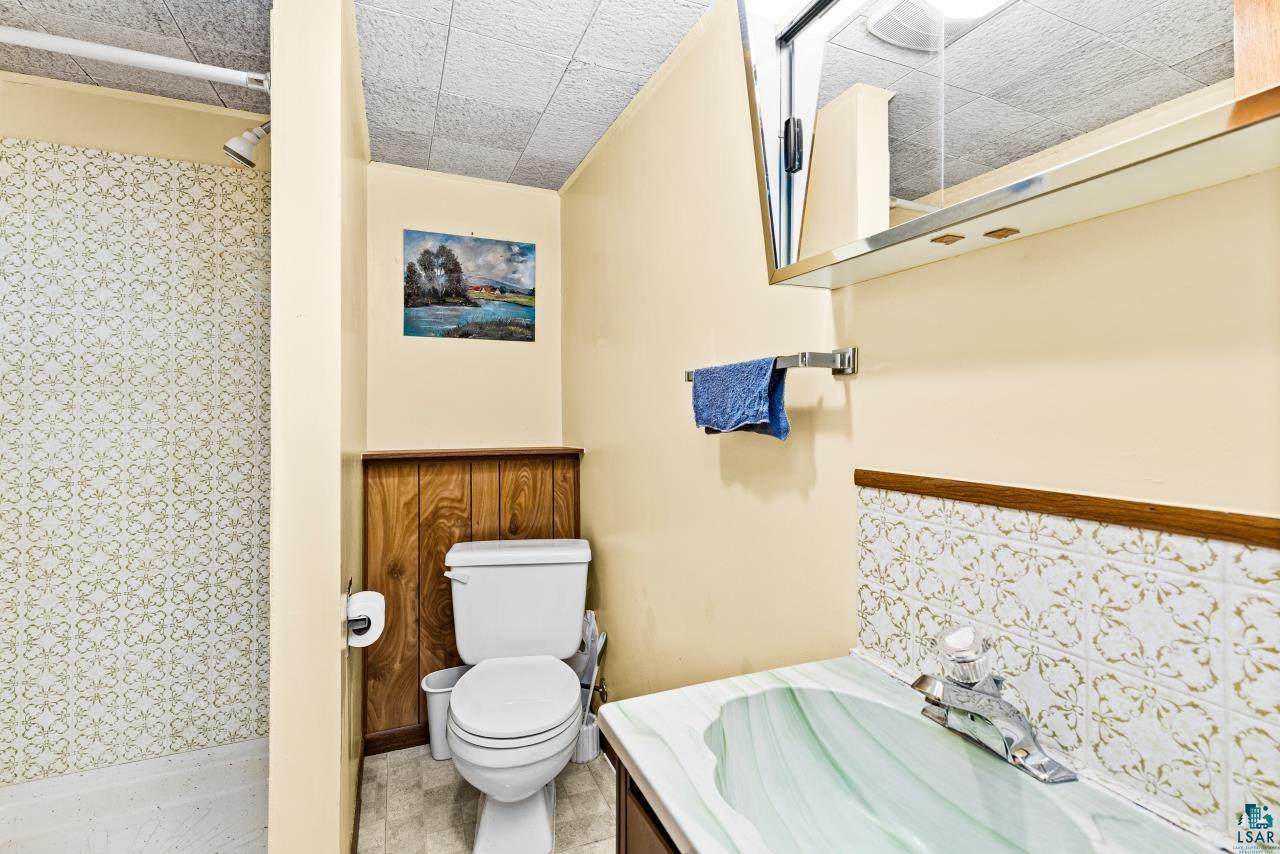 5002 Peabody St, Duluth, MN 55803 Listing Photo  36