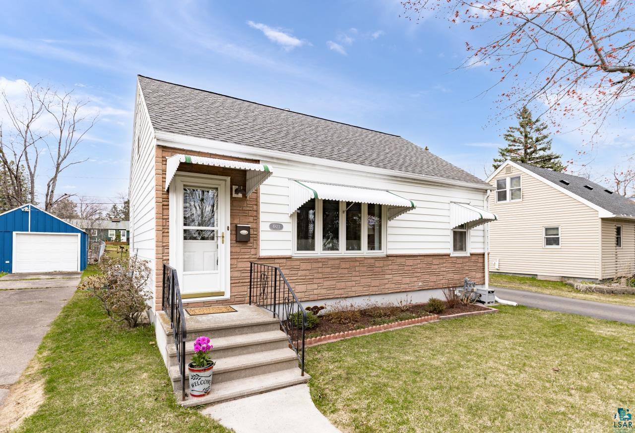 4823 Peabody St, Duluth, MN 55804 Listing Photo  2