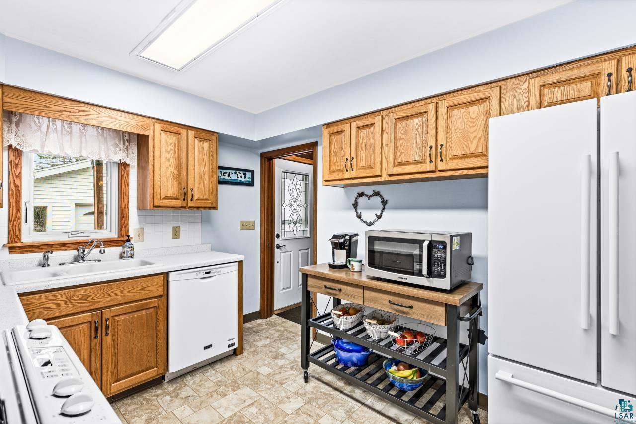 4823 Peabody St, Duluth, MN 55804 Listing Photo  16
