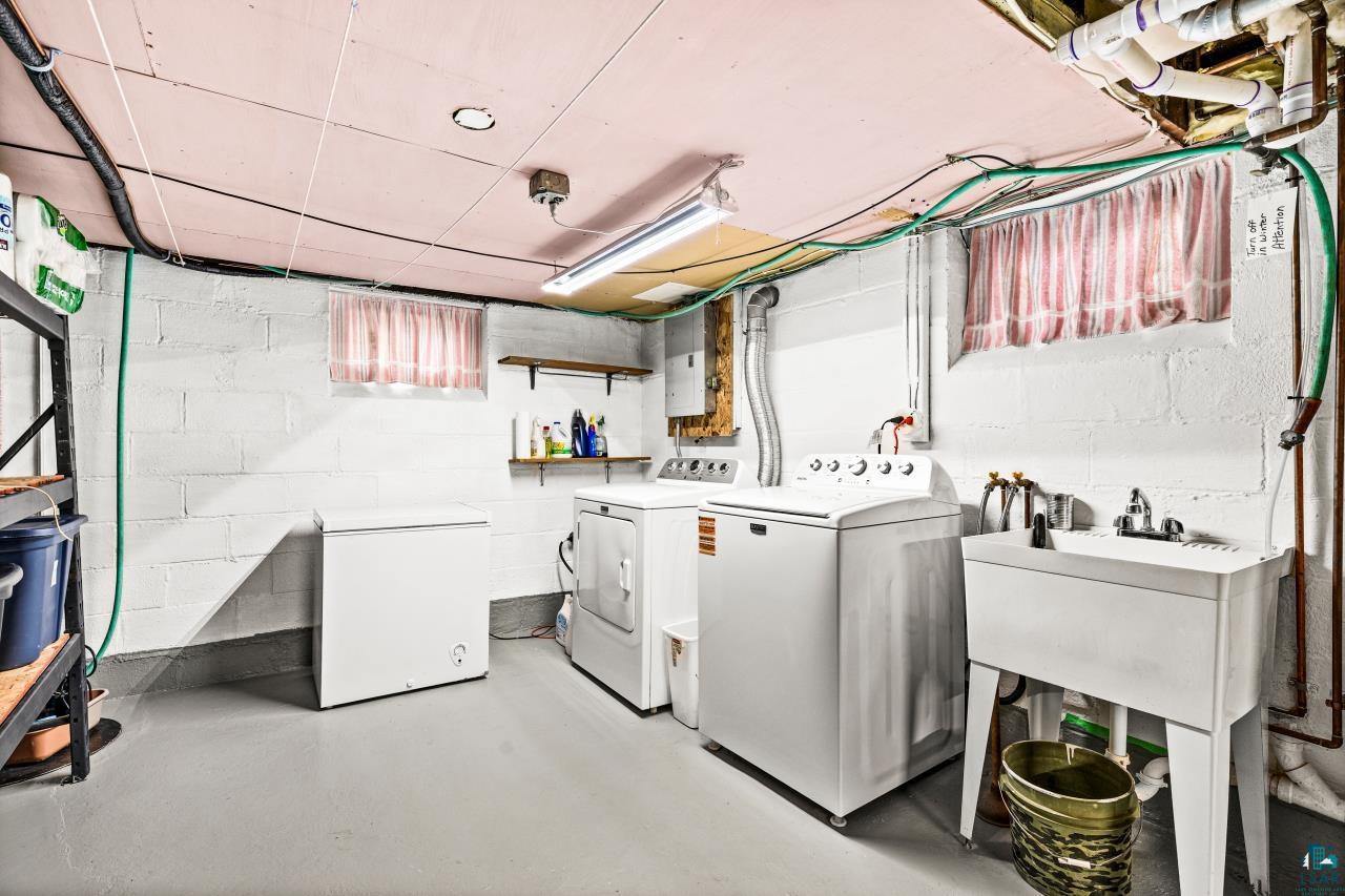 4823 Peabody St, Duluth, MN 55804 Listing Photo  31