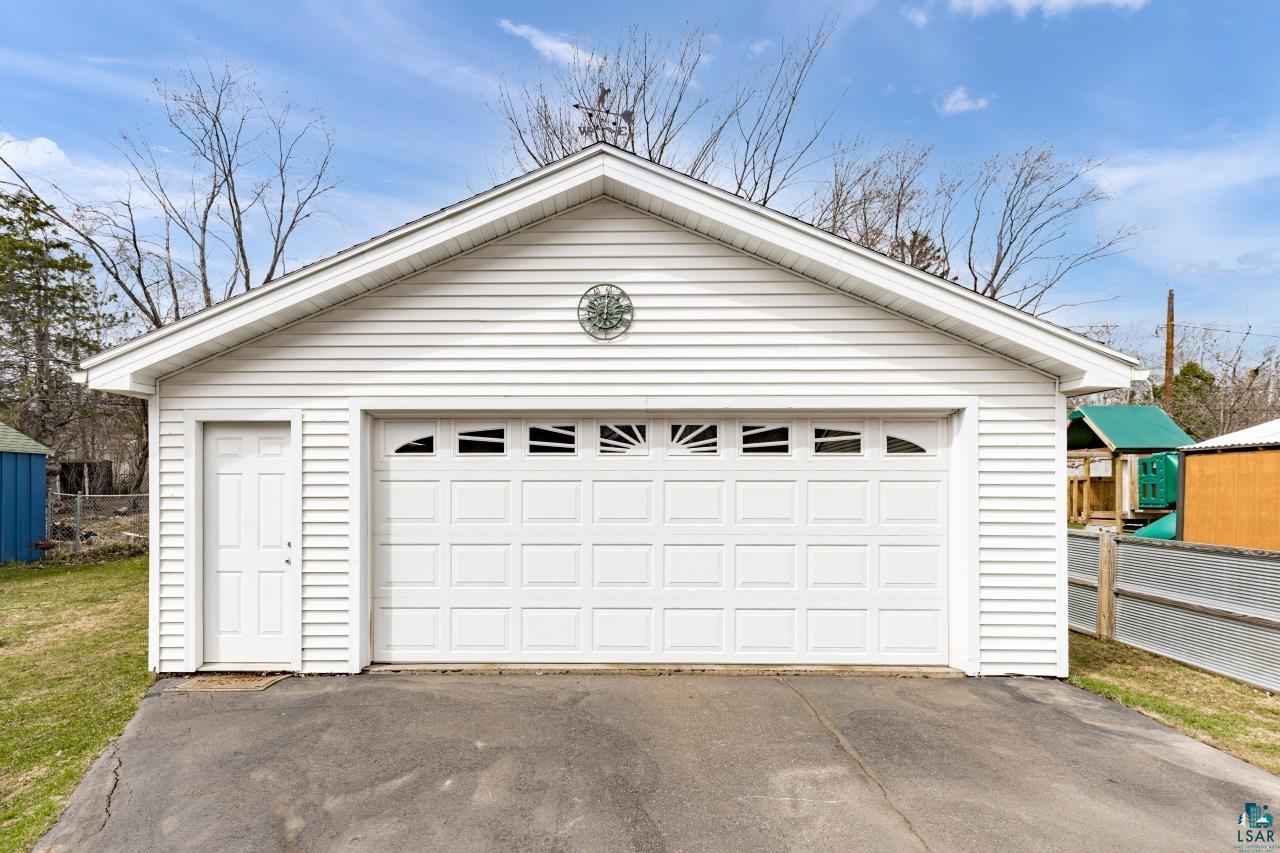 4823 Peabody St, Duluth, MN 55804 Listing Photo  44