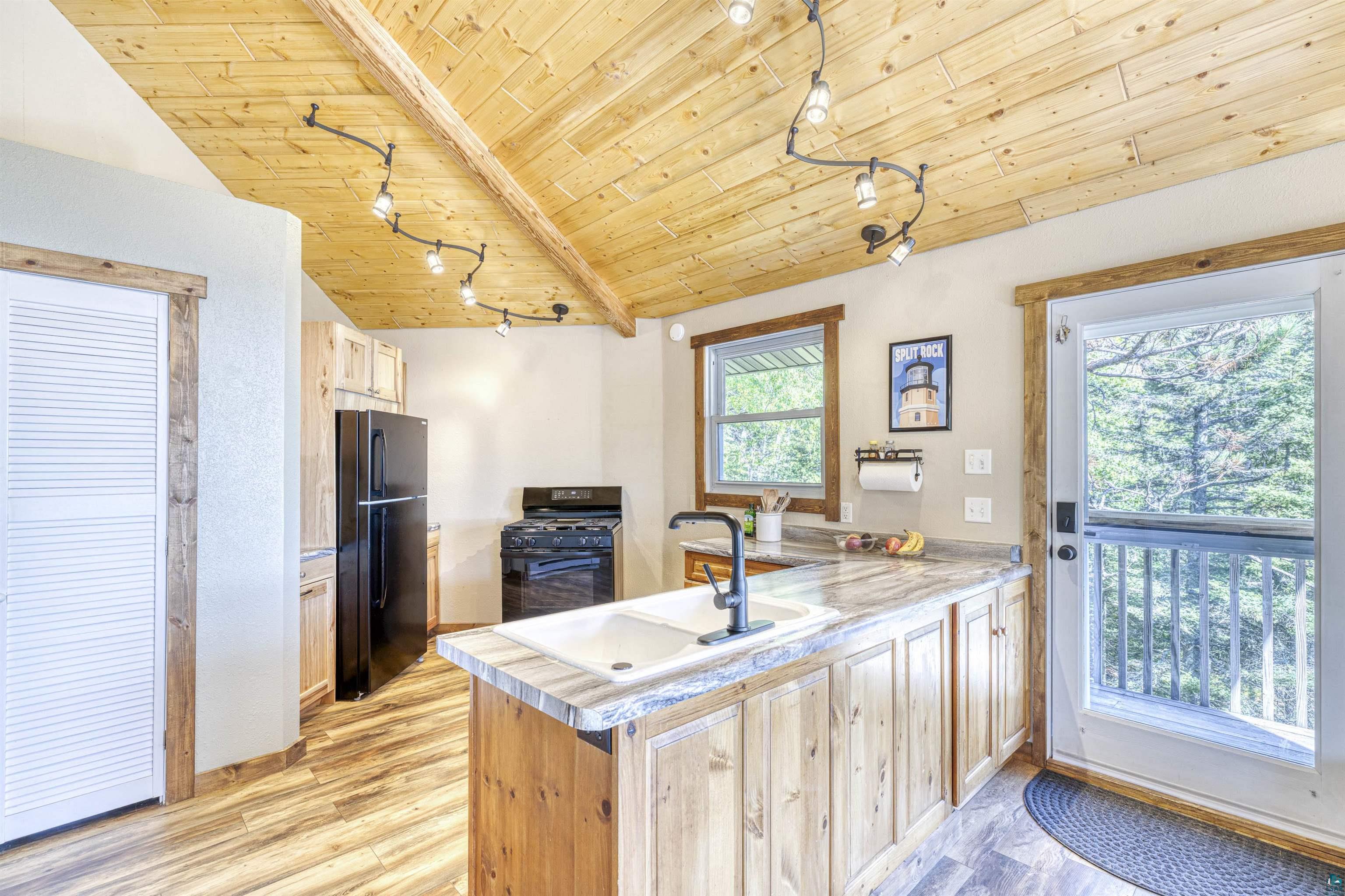 4155 Liberty Rd, Beaver Bay, MN 55616 Listing Photo  5