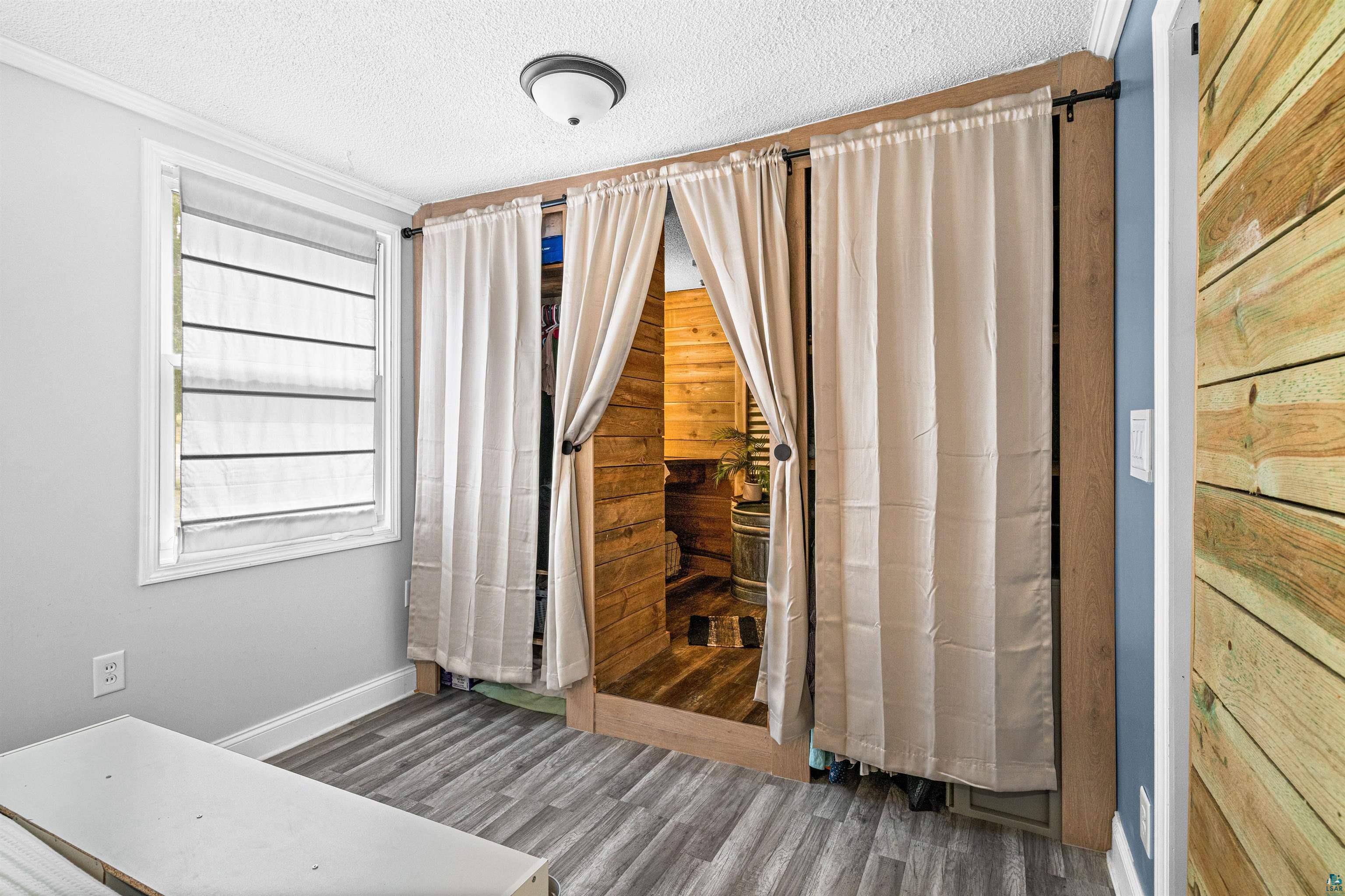 2352 Pershing St, Duluth, MN 55811 Listing Photo  17