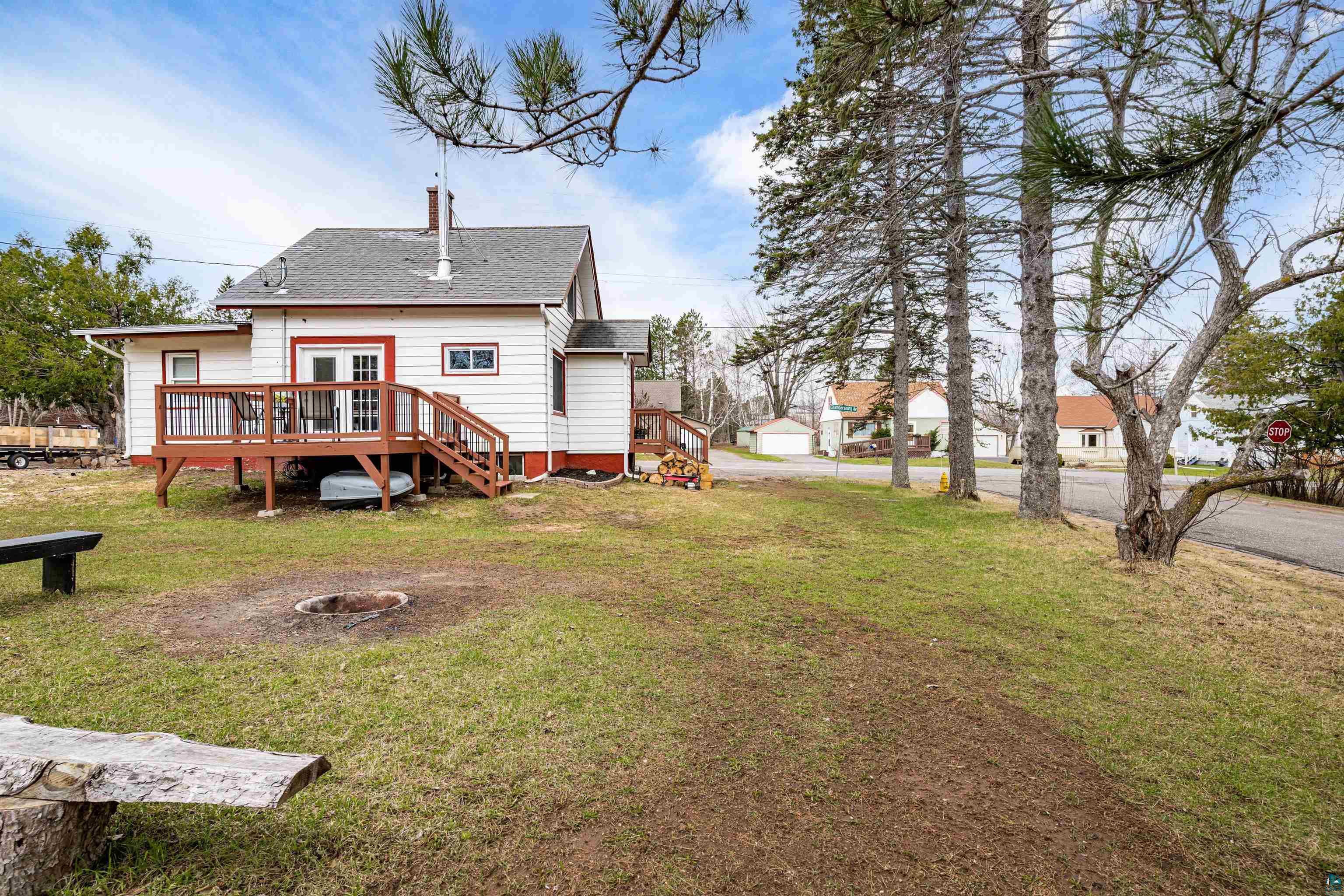 2352 Pershing St, Duluth, MN 55811 Listing Photo  3