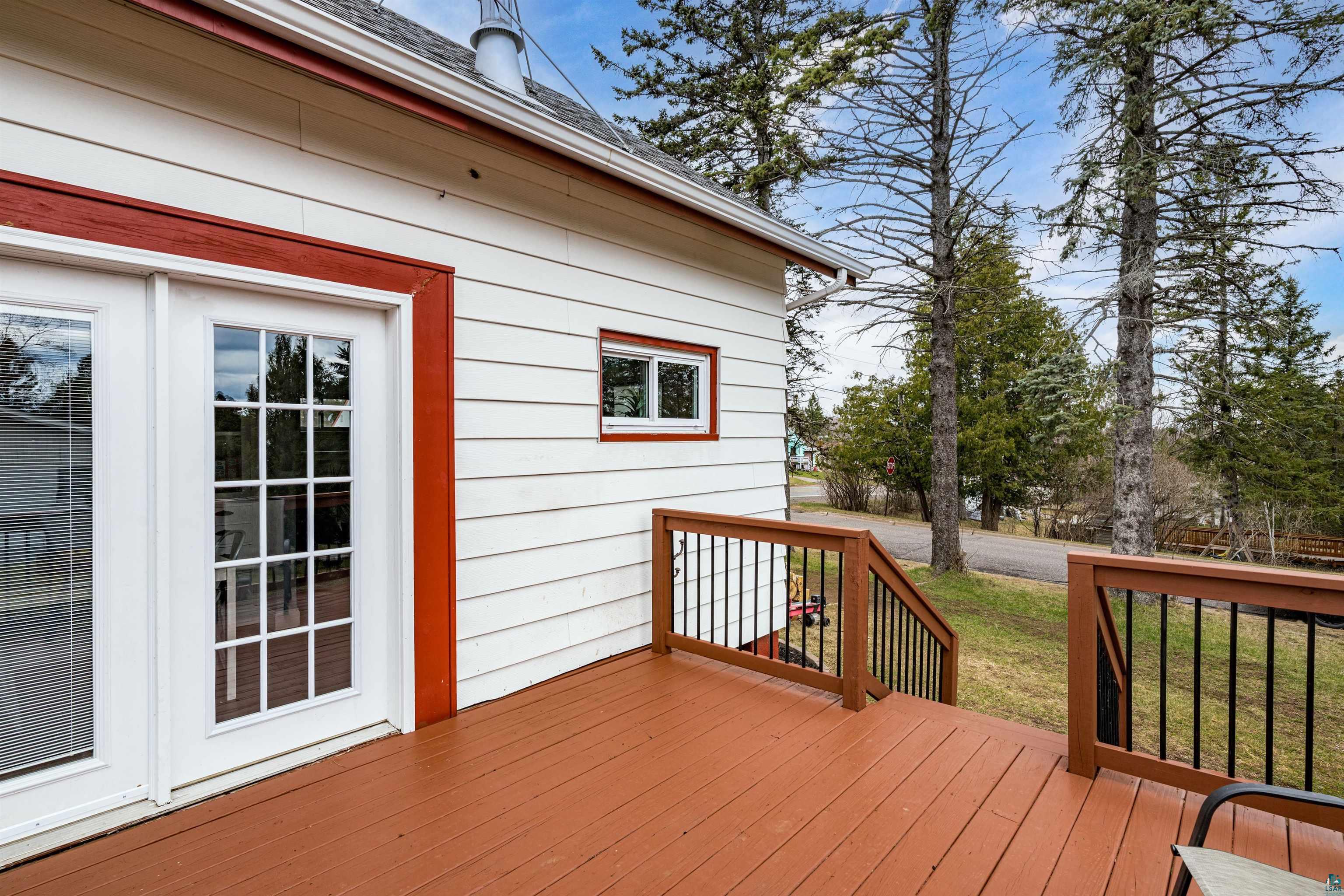 2352 Pershing St, Duluth, MN 55811 Listing Photo  4