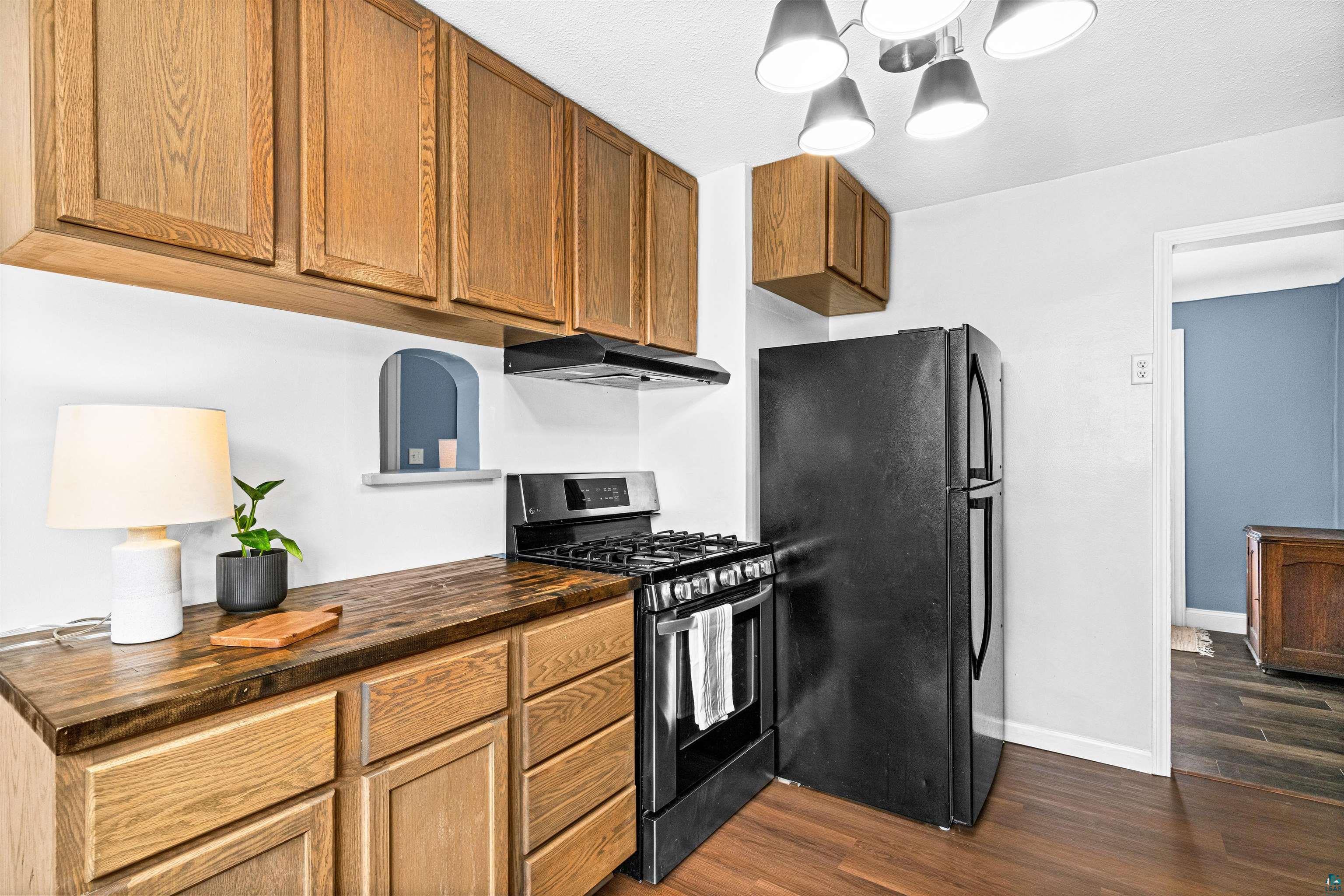2352 Pershing St, Duluth, MN 55811 Listing Photo  9