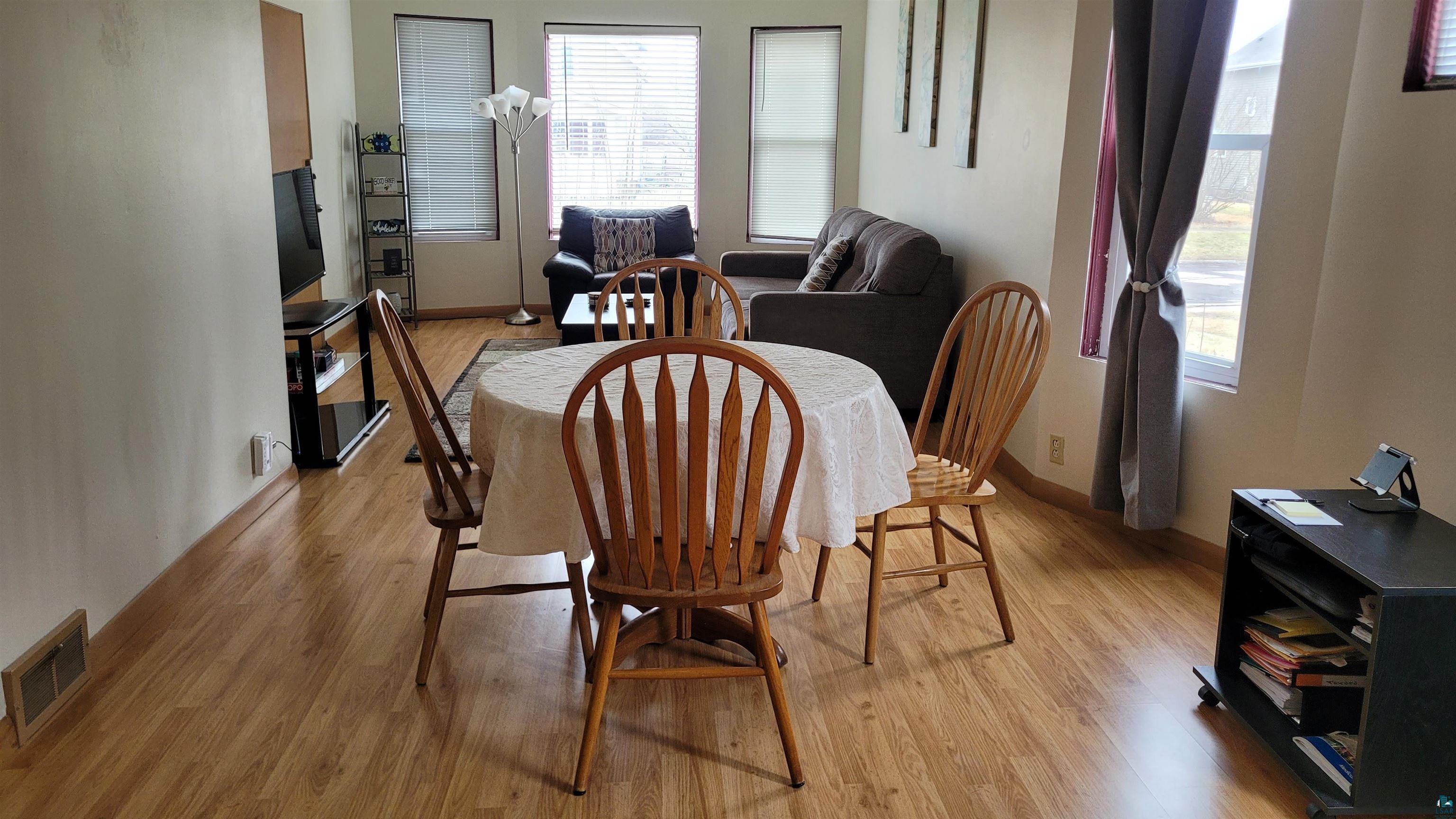 3823 W 6th St, Duluth, MN 55807 Listing Photo  7
