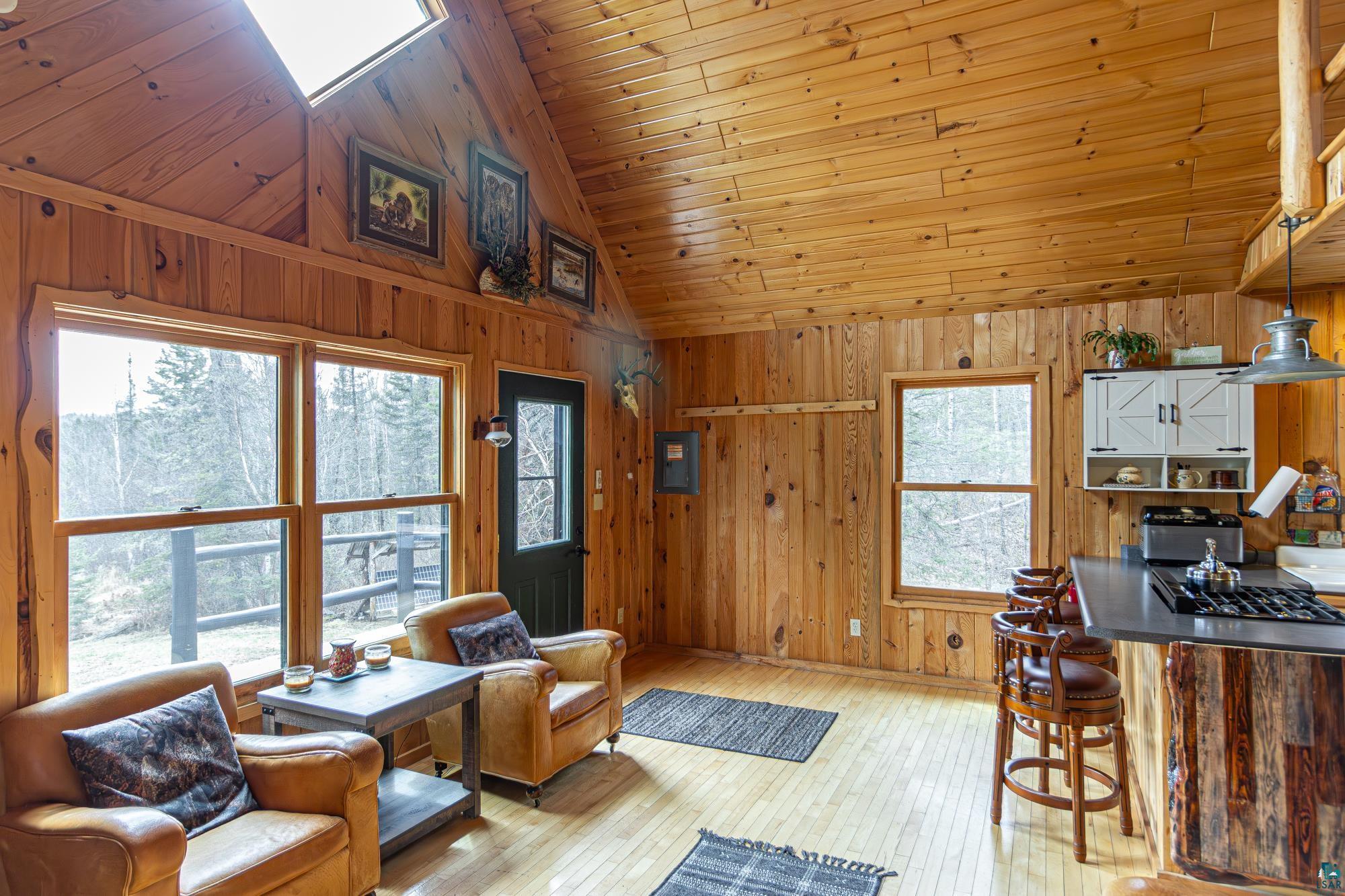 1736 N Grassy Rd, Ely, MN 55731 Listing Photo  2