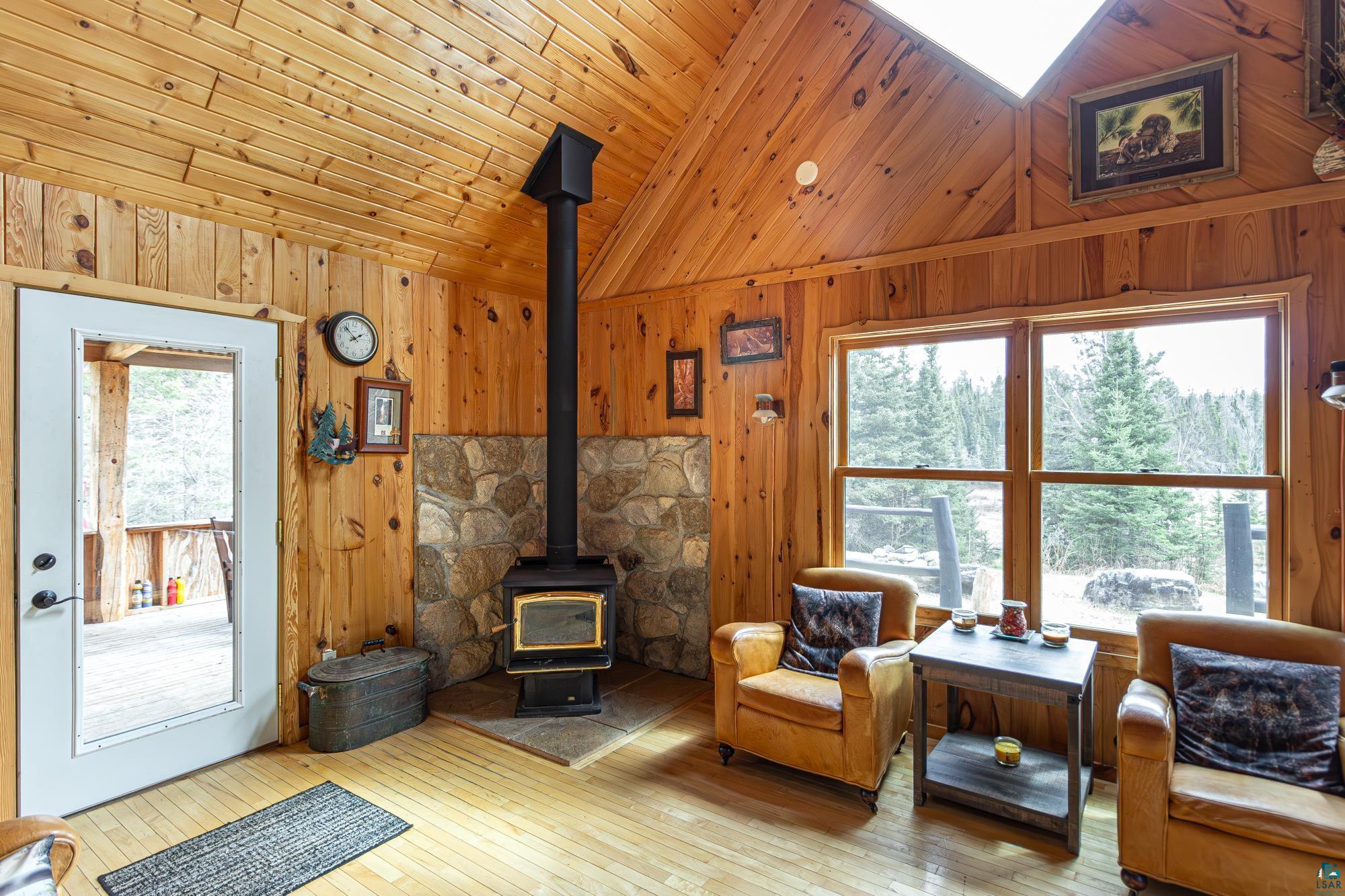 1736 N Grassy Rd, Ely, MN 55731 Listing Photo  3