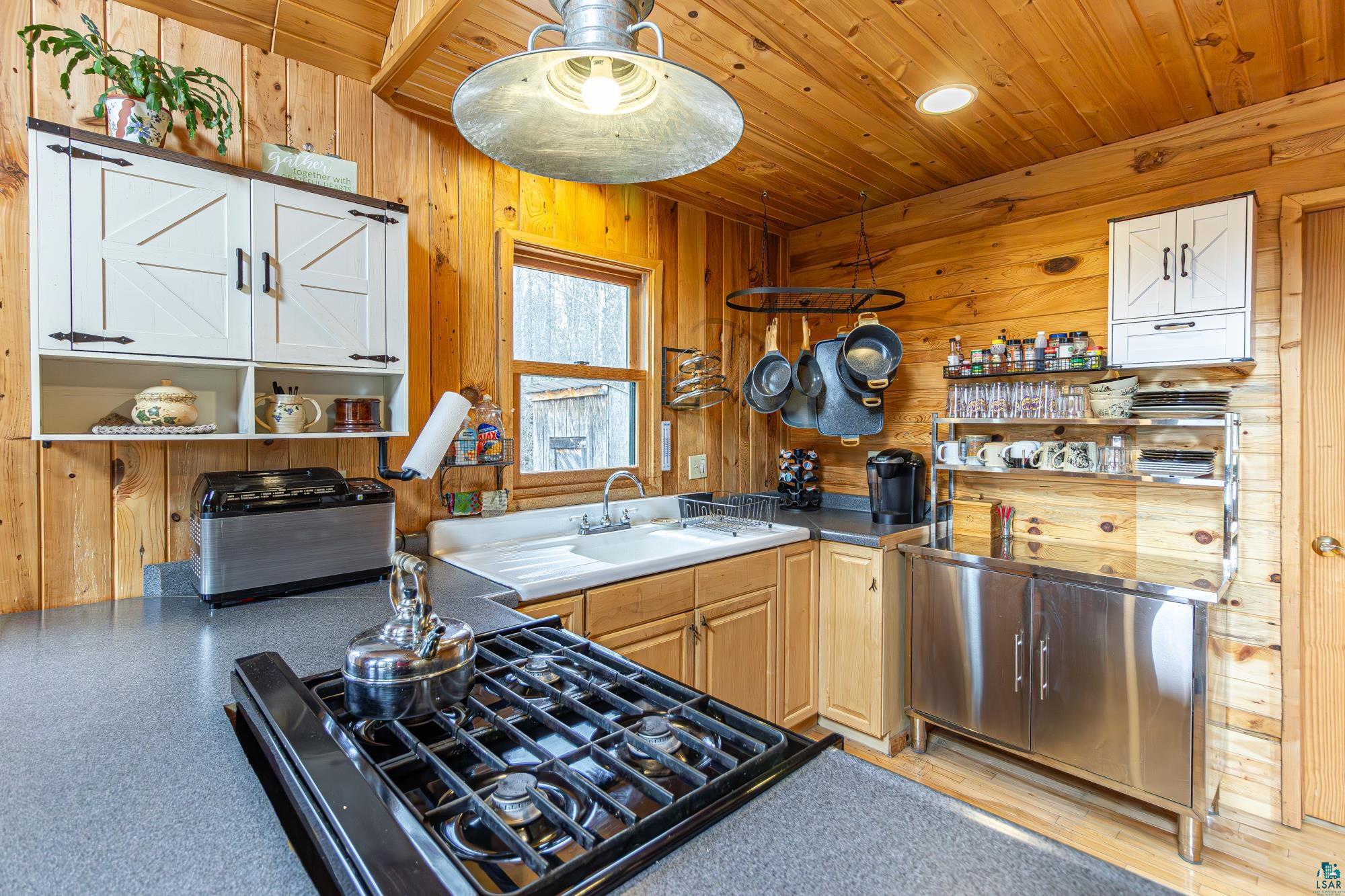 1736 N Grassy Rd, Ely, MN 55731 Listing Photo  10