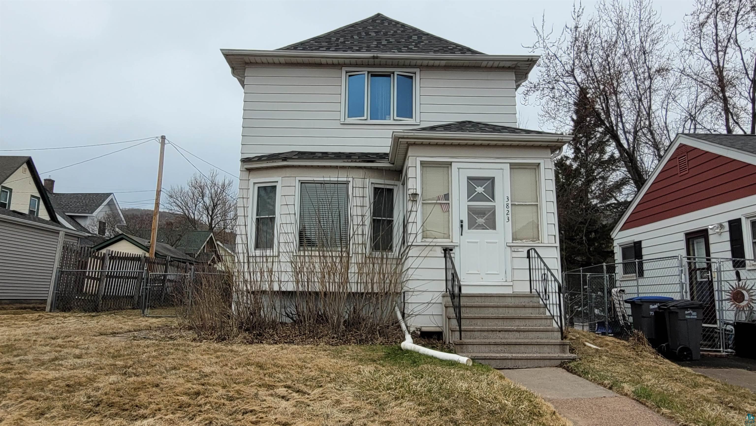 3823 W 6th St, Duluth, MN 55807 Listing Photo  2