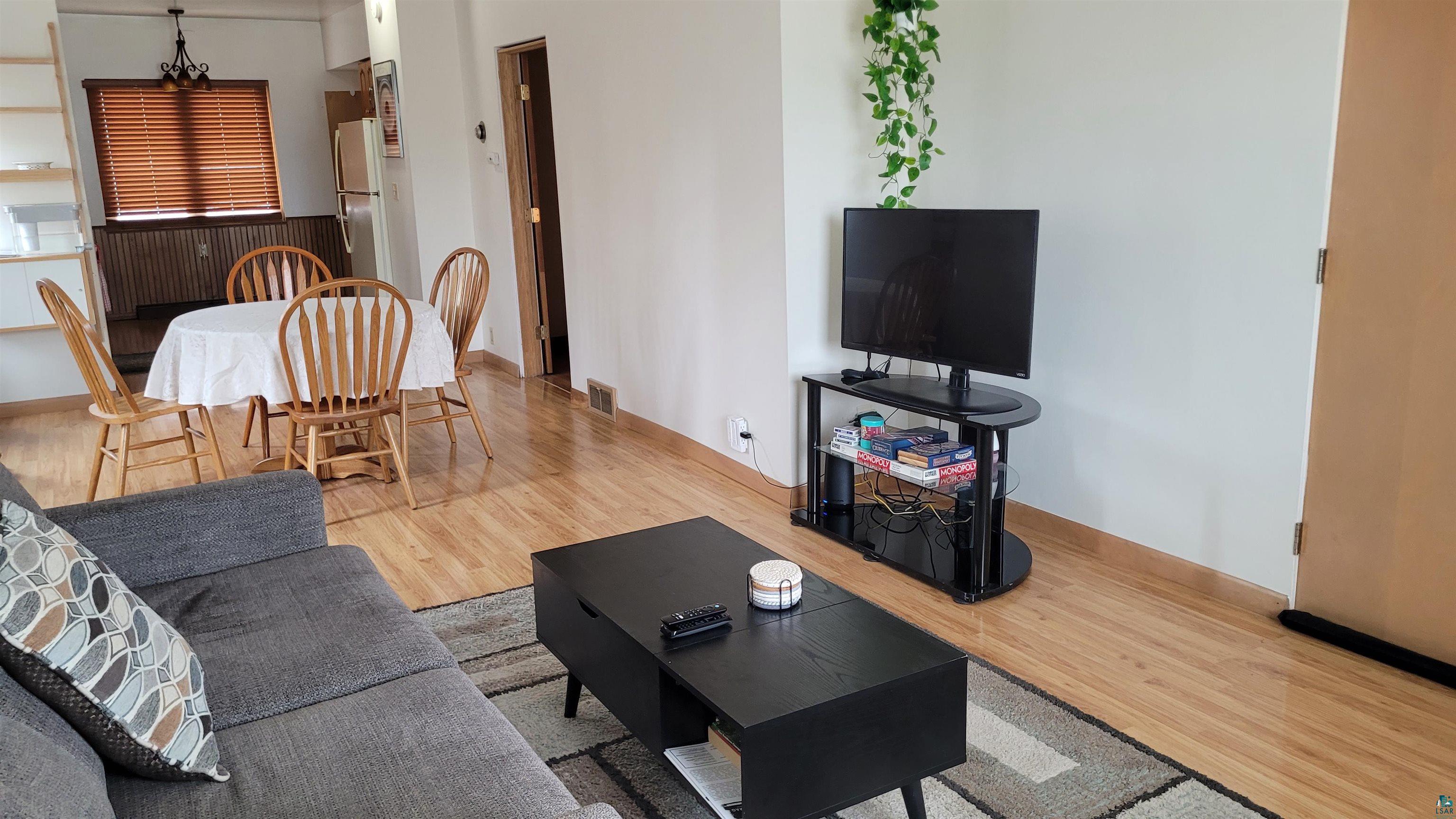 3823 W 6th St, Duluth, MN 55807 Listing Photo  6