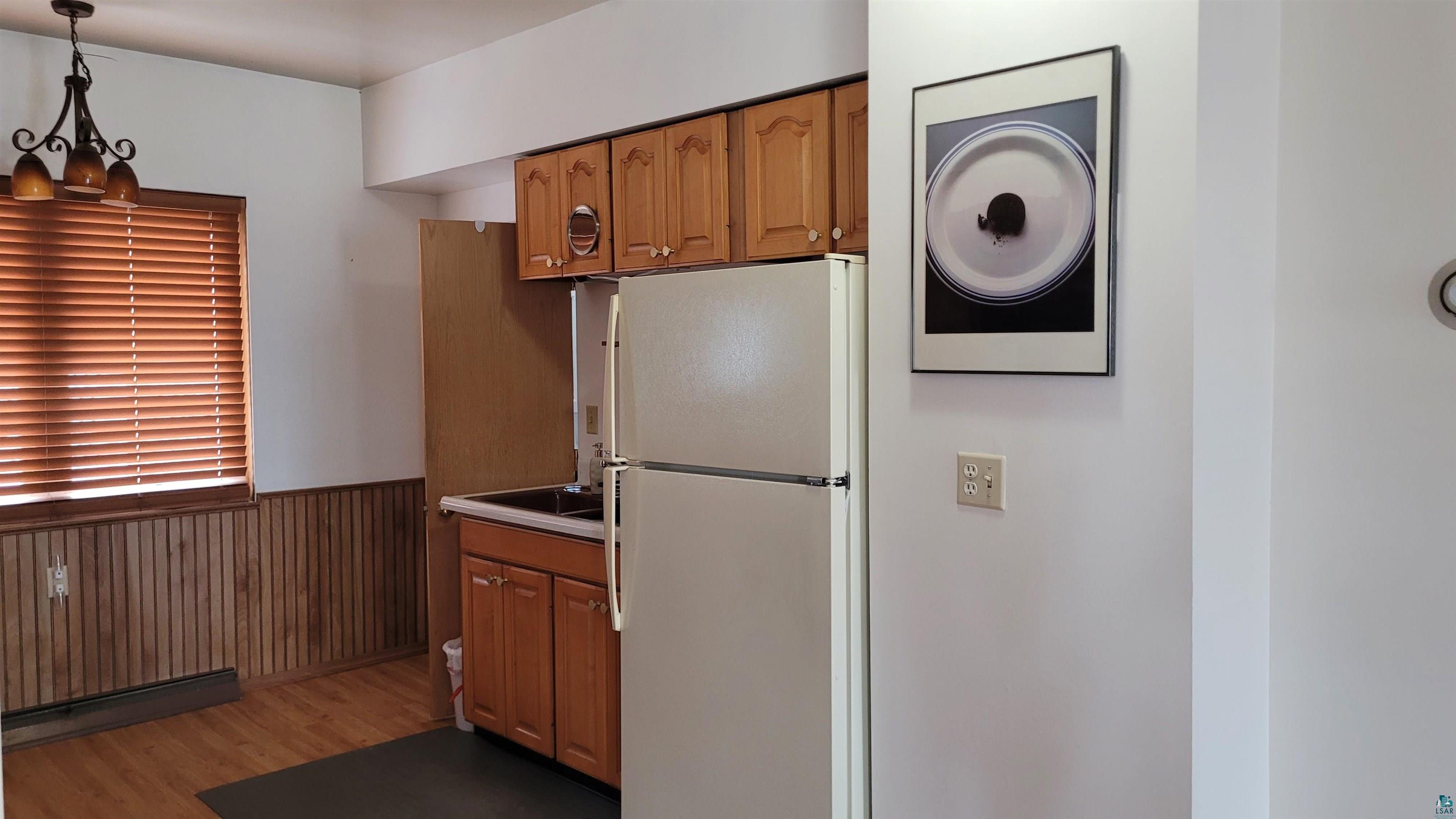 3823 W 6th St, Duluth, MN 55807 Listing Photo  9