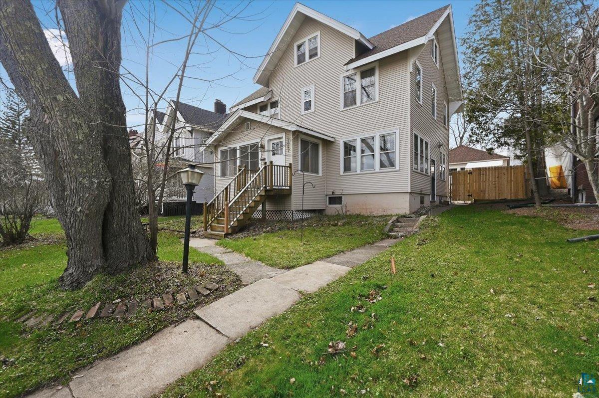 2327 E 4th St, Duluth, MN 55812 Listing Photo  1