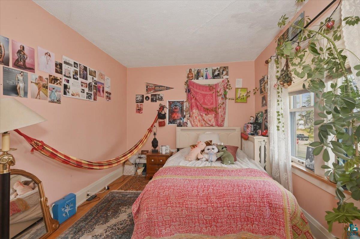 2327 E 4th St, Duluth, MN 55812 Listing Photo  11