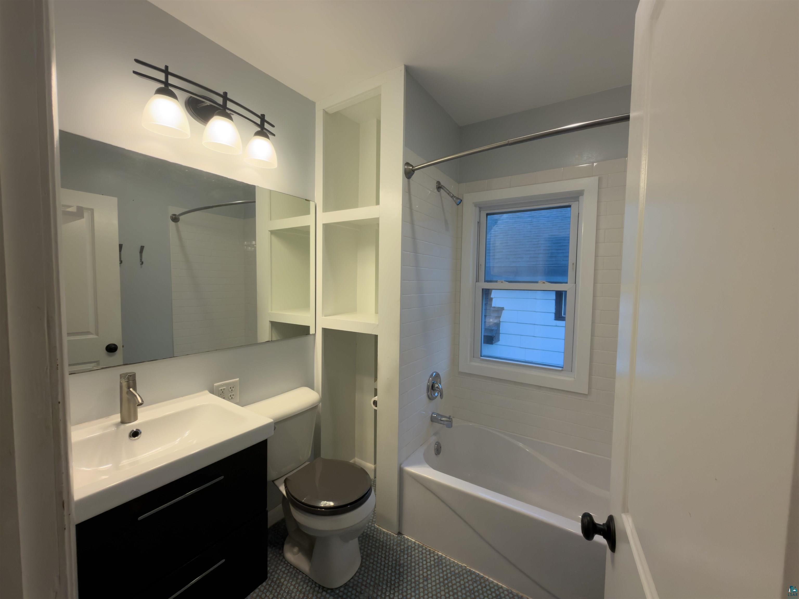 823 N 57th Ave W, Duluth, MN 55807 Listing Photo  19