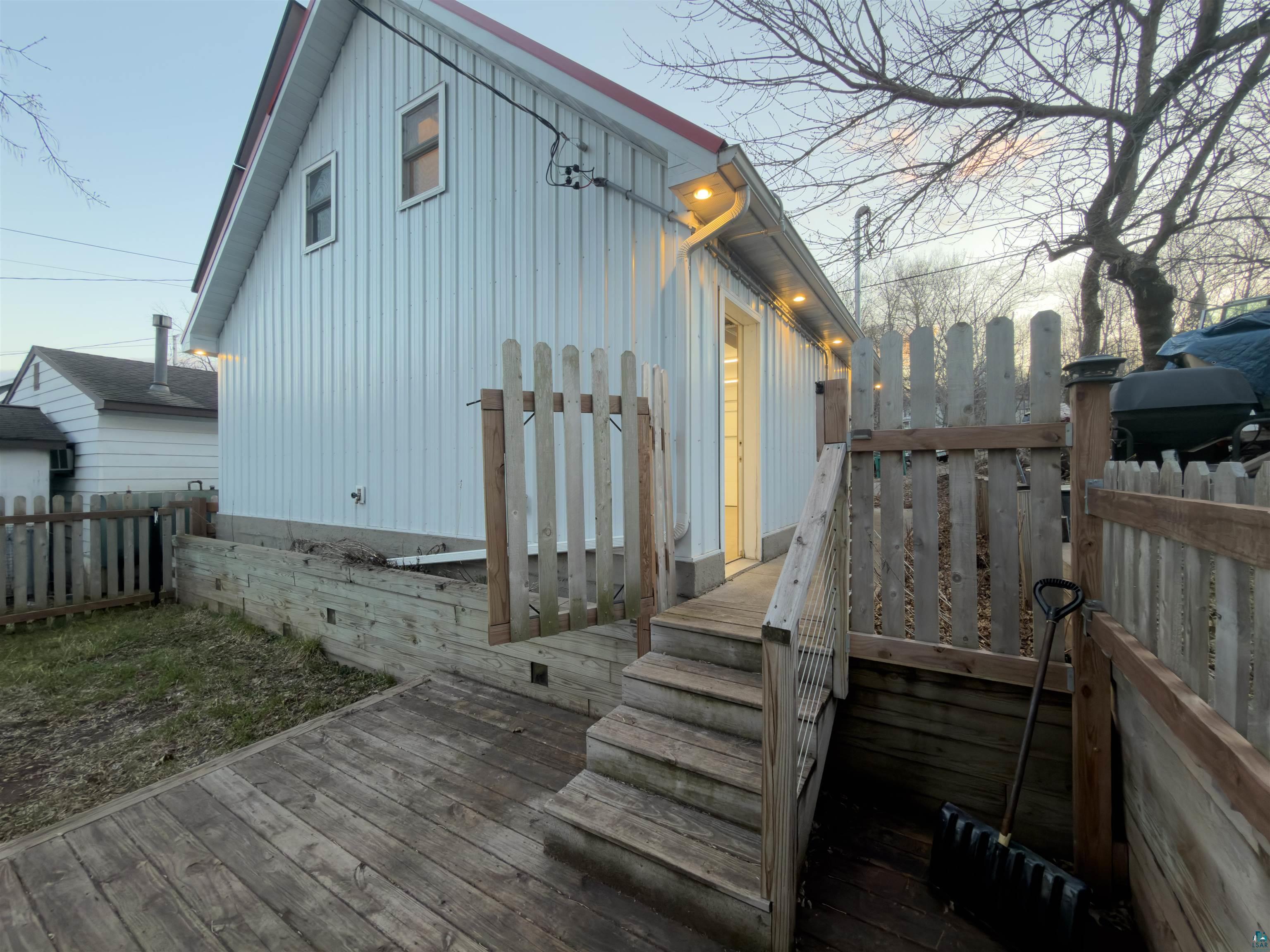 823 N 57th Ave W, Duluth, MN 55807 Listing Photo  40