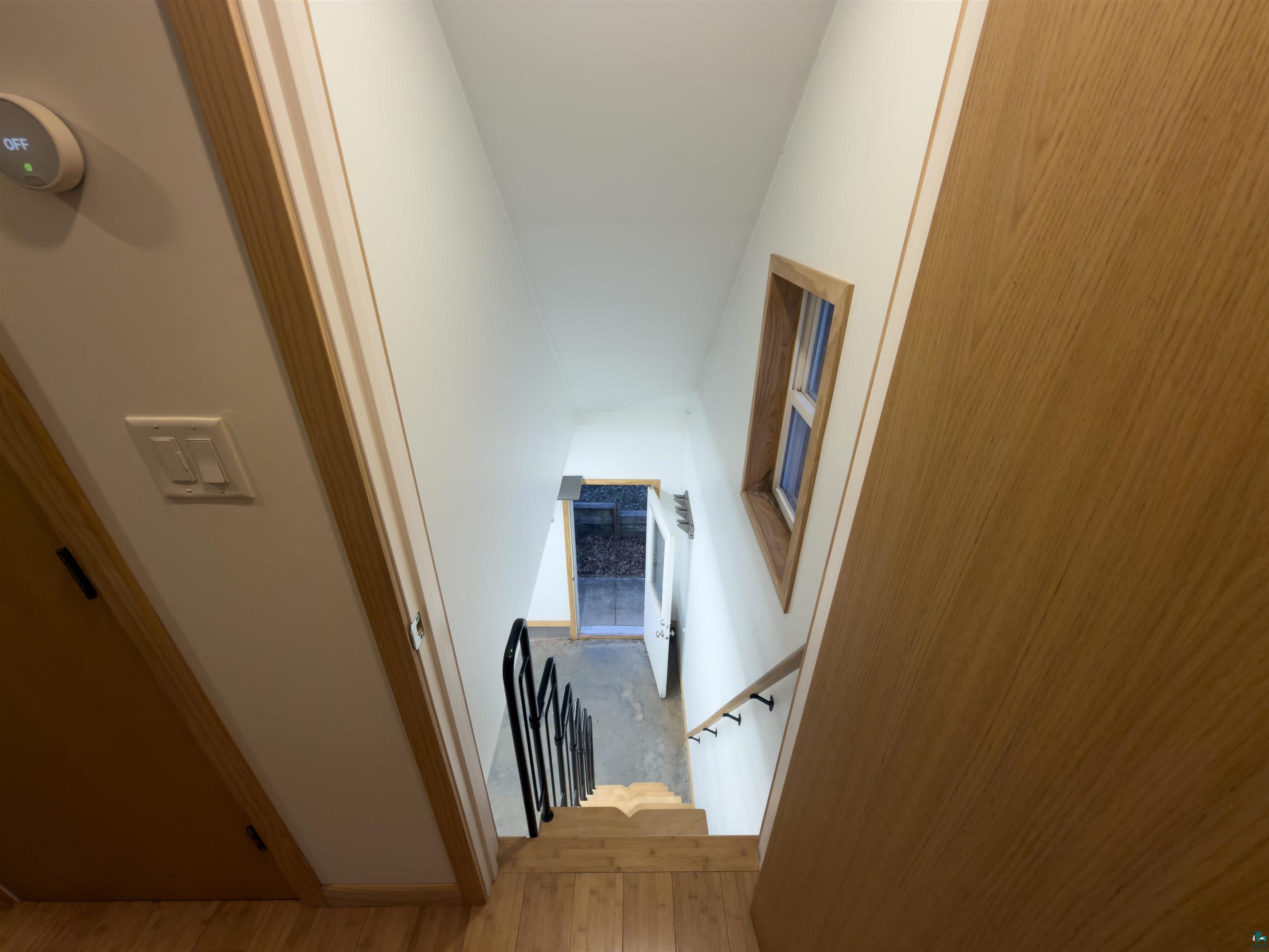 823 N 57th Ave W, Duluth, MN 55807 Listing Photo  44
