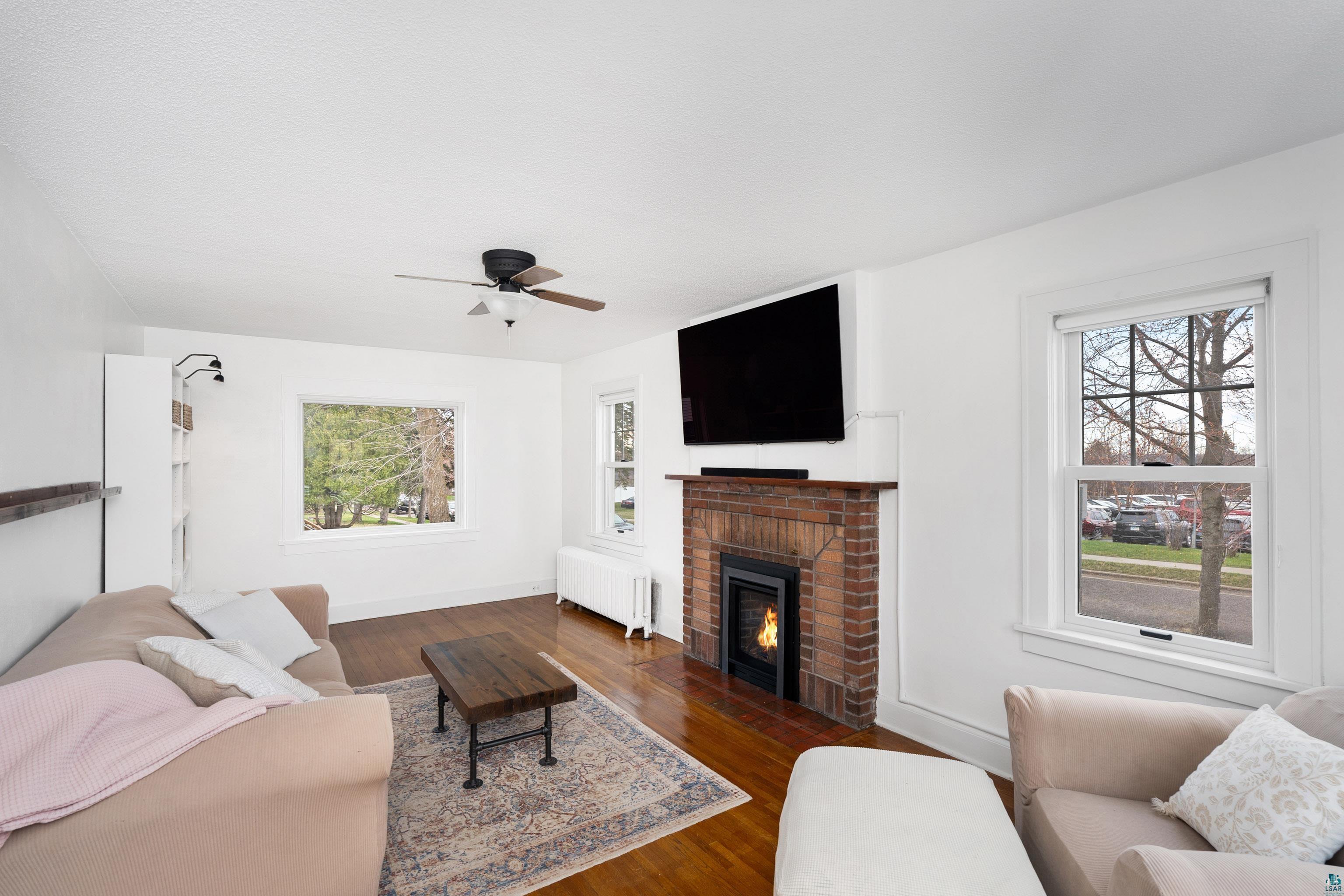 202 N 40th Ave E, Duluth, MN 55804 Listing Photo  12
