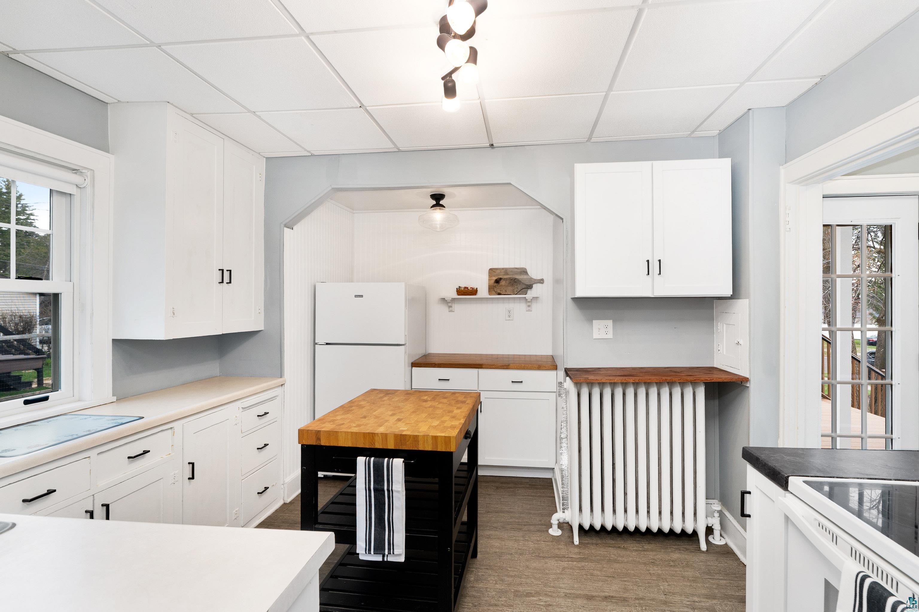202 N 40th Ave E, Duluth, MN 55804 Listing Photo  22