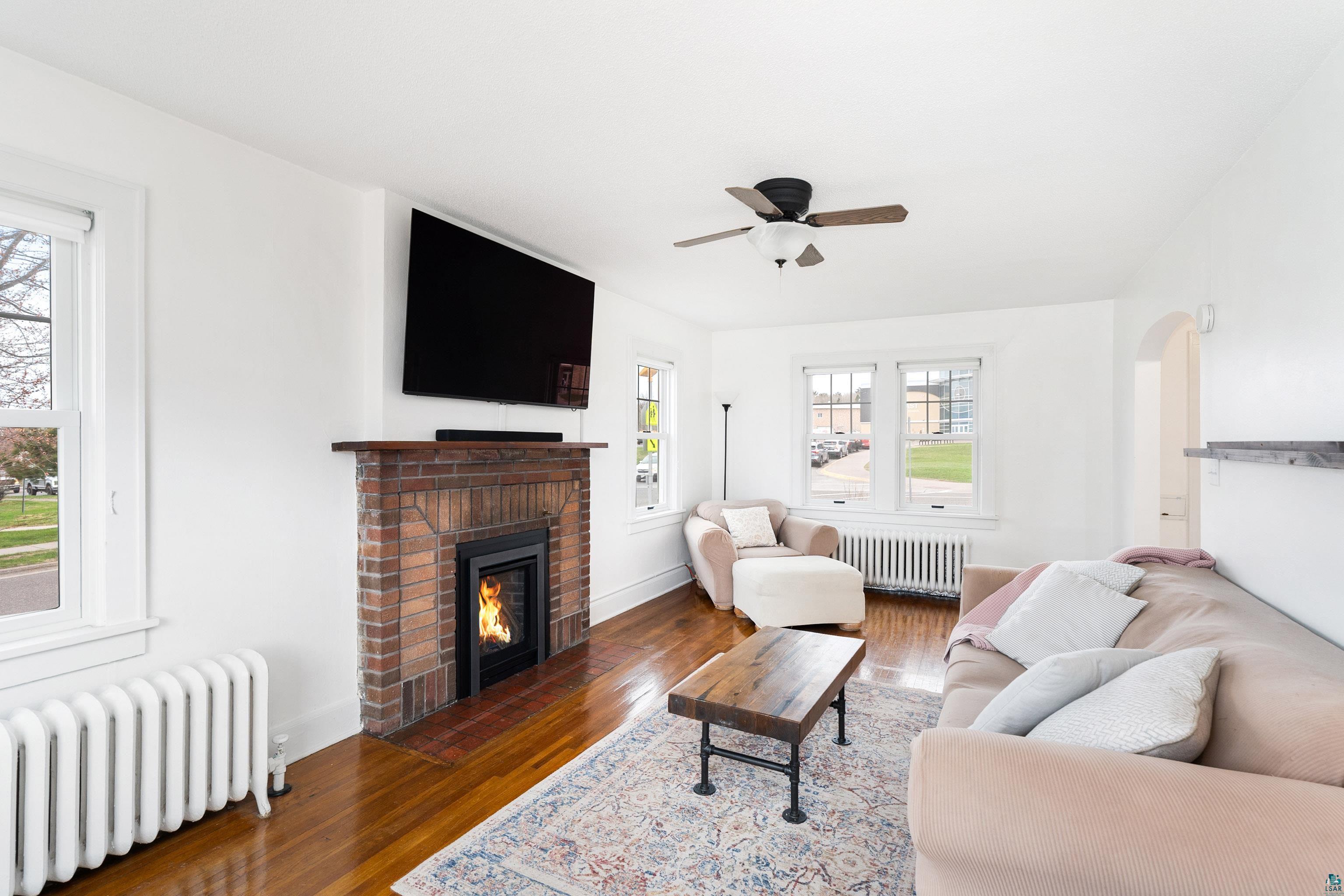 202 N 40th Ave E, Duluth, MN 55804 Listing Photo  9