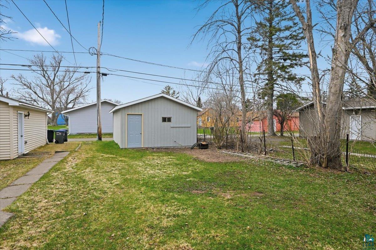 2611 Banks Ave, Superior, WI 54880 Listing Photo  4