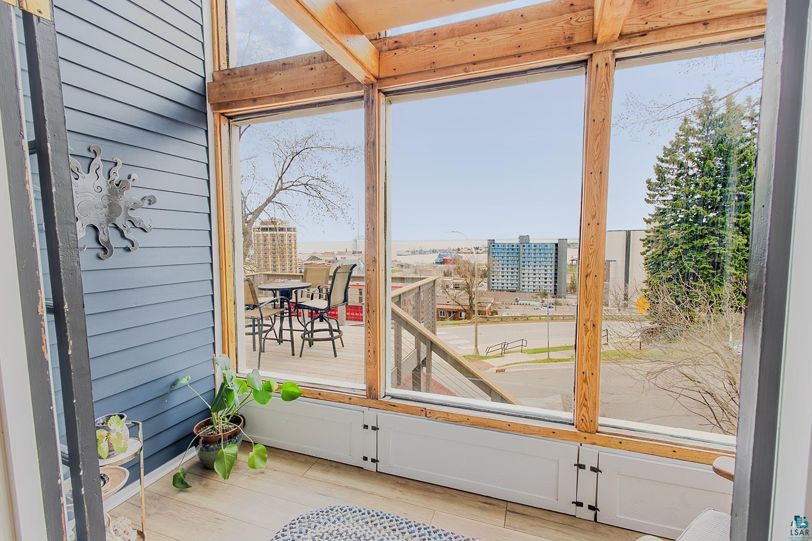 617 W 2nd St, Duluth, MN 55806 Listing Photo  12
