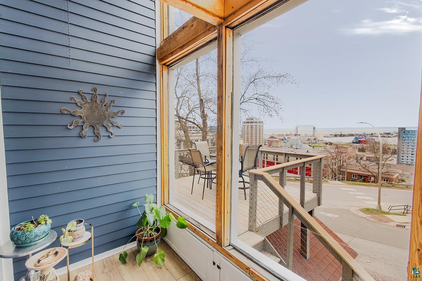 617 W 2nd St, Duluth, MN 55806 Listing Photo  13
