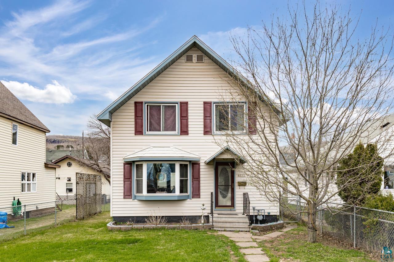 4223 W 5th St, Duluth, MN 55807 Listing Photo  1