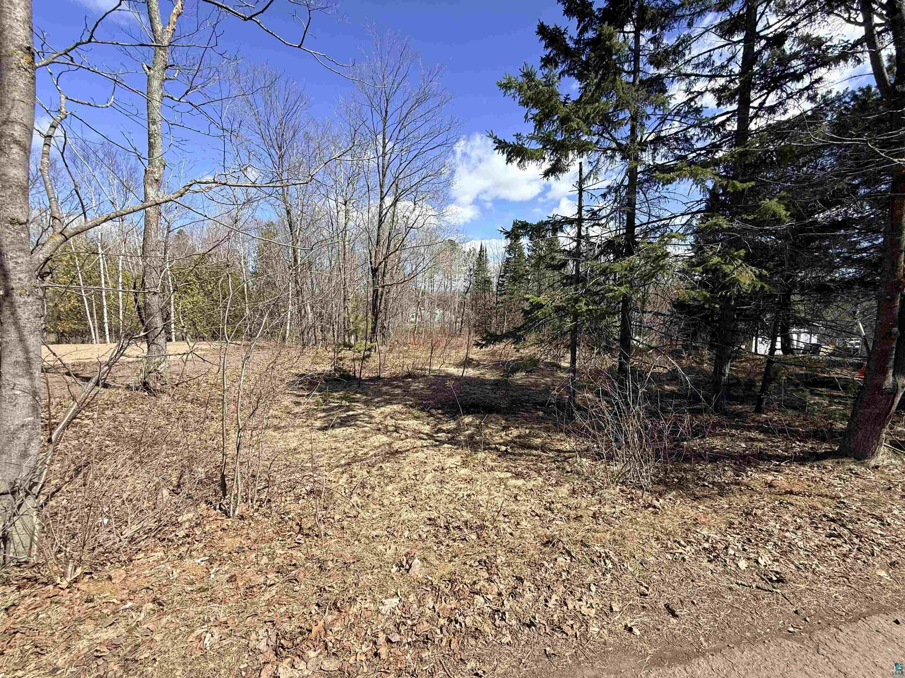 419 W Quince St, Duluth, MN 55811-000 Listing Photo  2