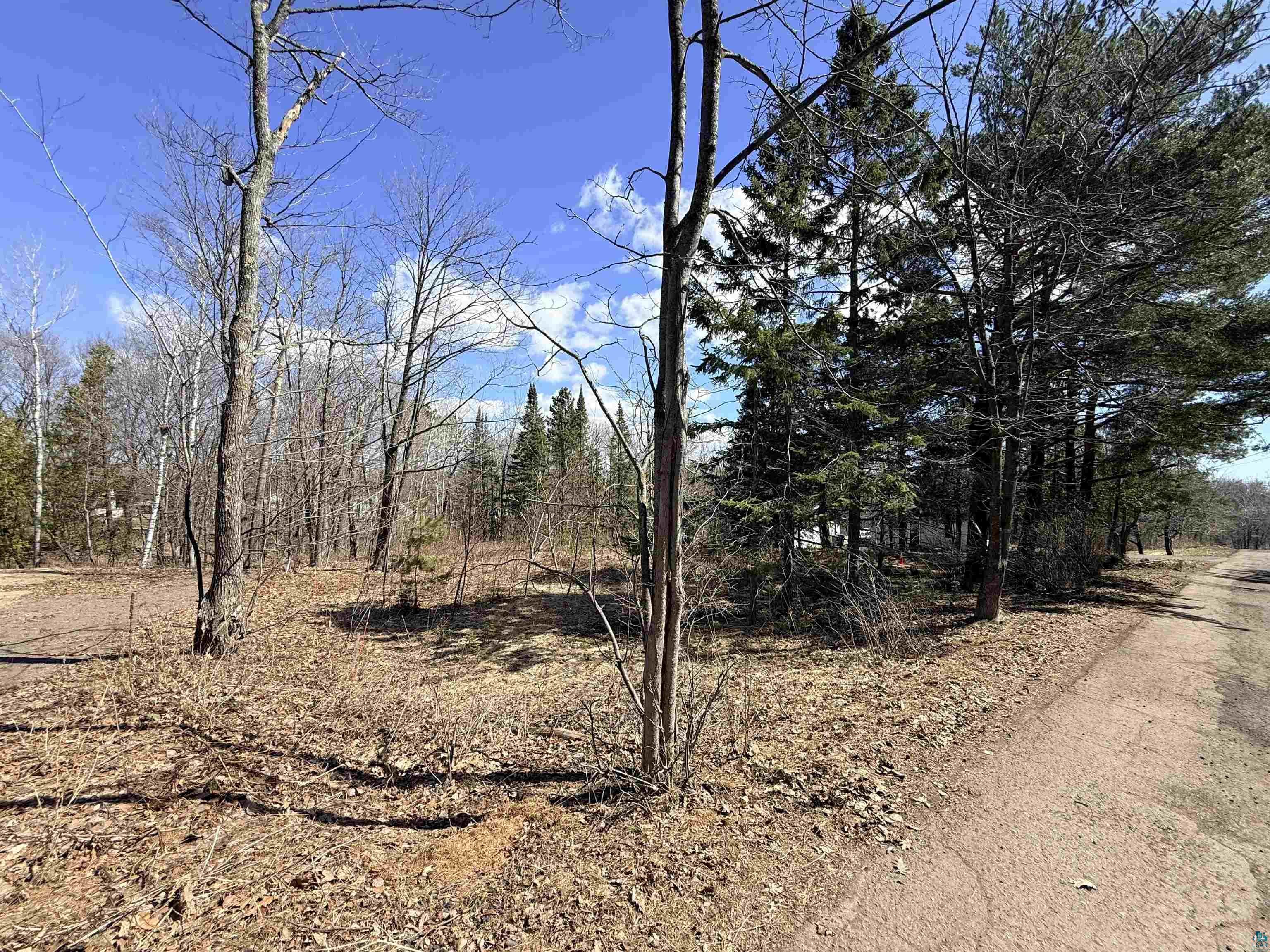 419 W Quince St, Duluth, MN 55811-000 Listing Photo  6