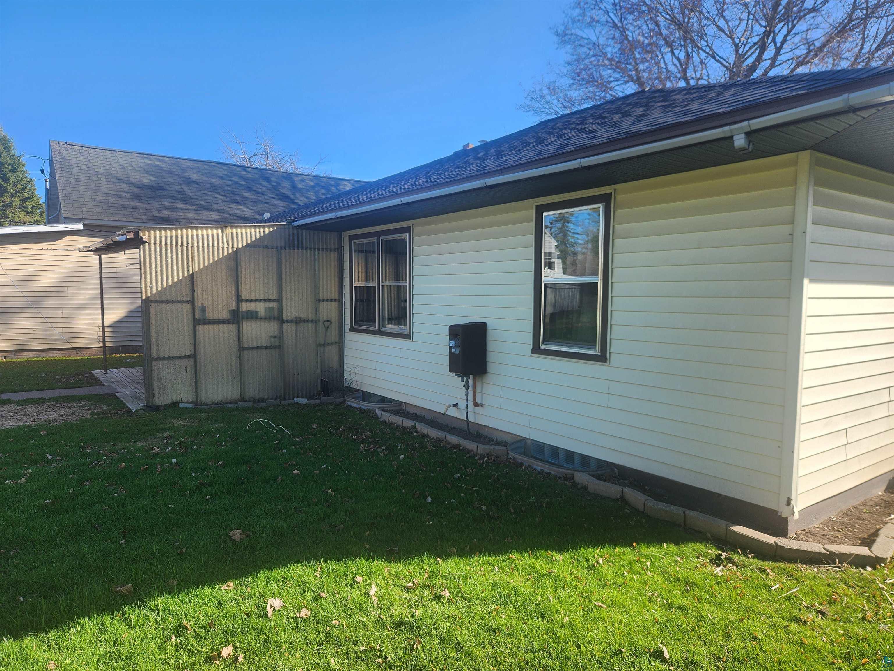 218 E 11th Ave, Ashland, WI 54806 Listing Photo  7