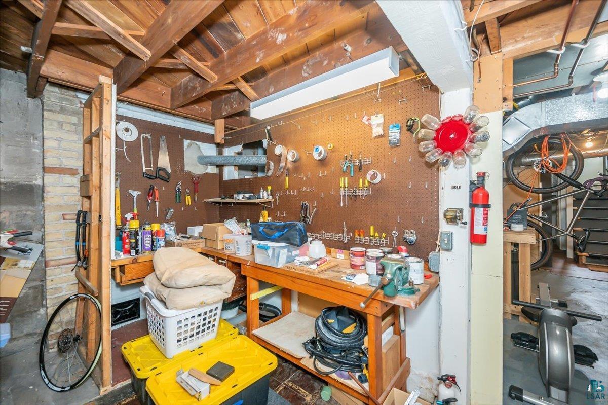 5401 Otsego St, Duluth, MN 55804 Listing Photo  23