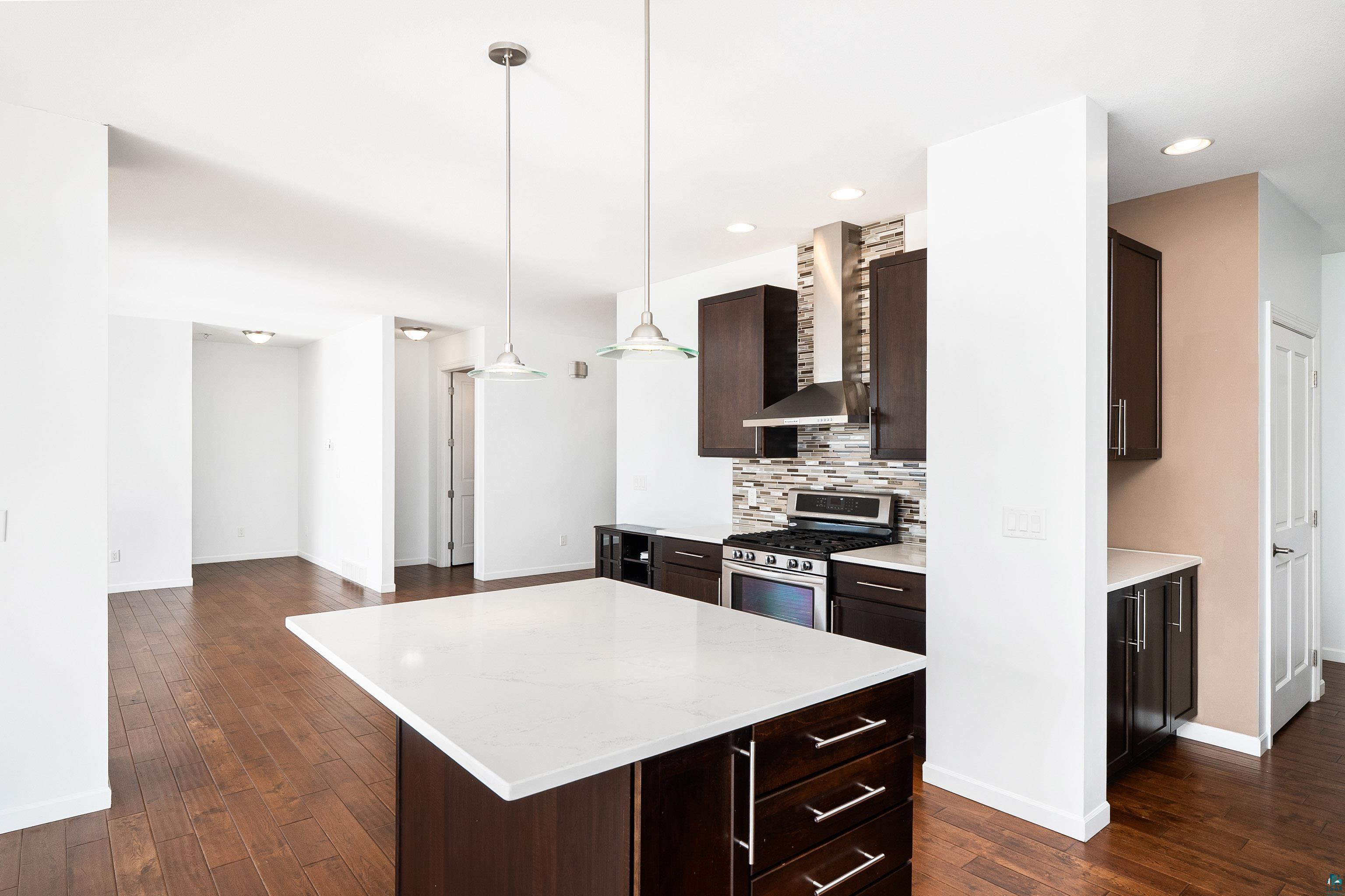 703 W 4th St, Duluth, MN 55806 Listing Photo  26