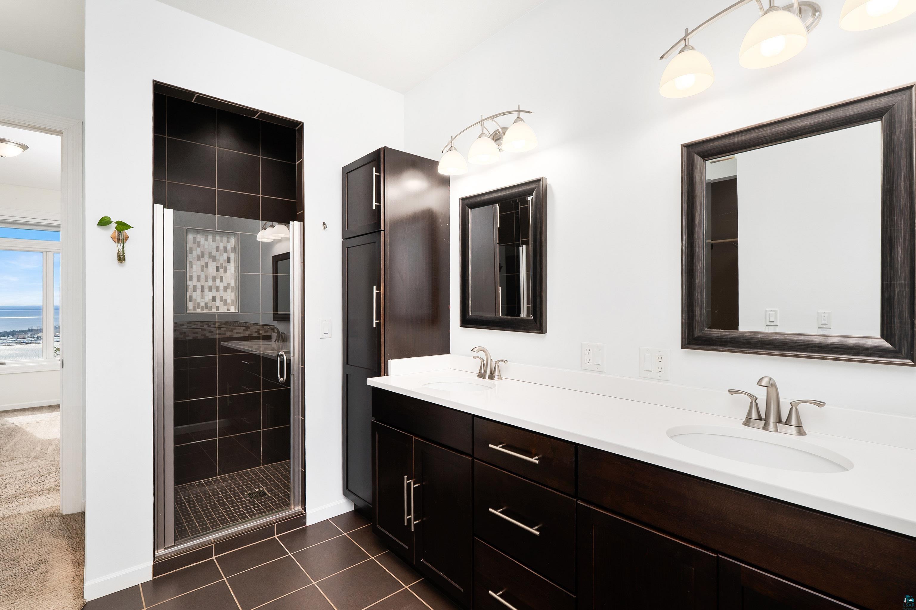 703 W 4th St, Duluth, MN 55806 Listing Photo  38