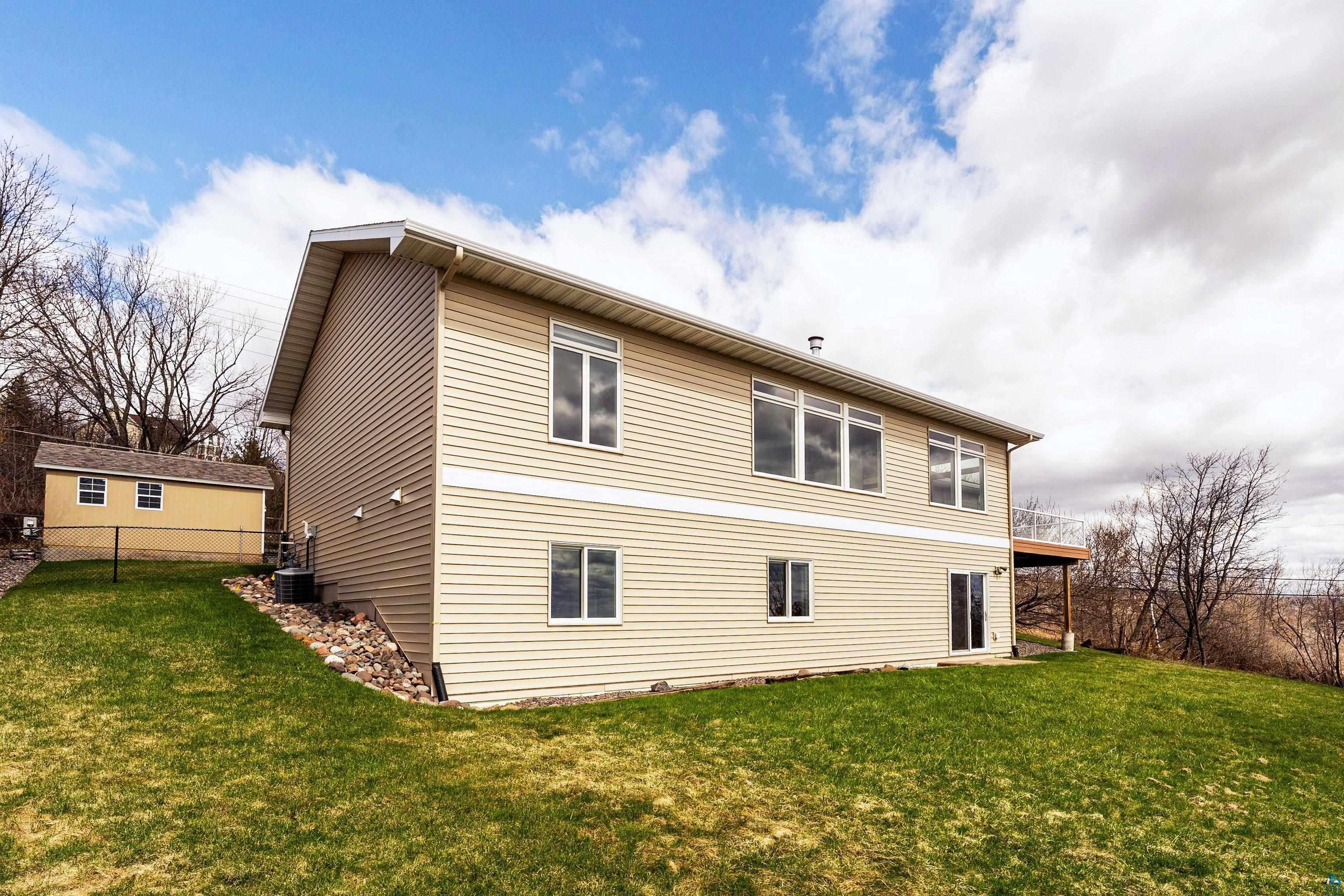 703 W 4th St, Duluth, MN 55806 Listing Photo  58