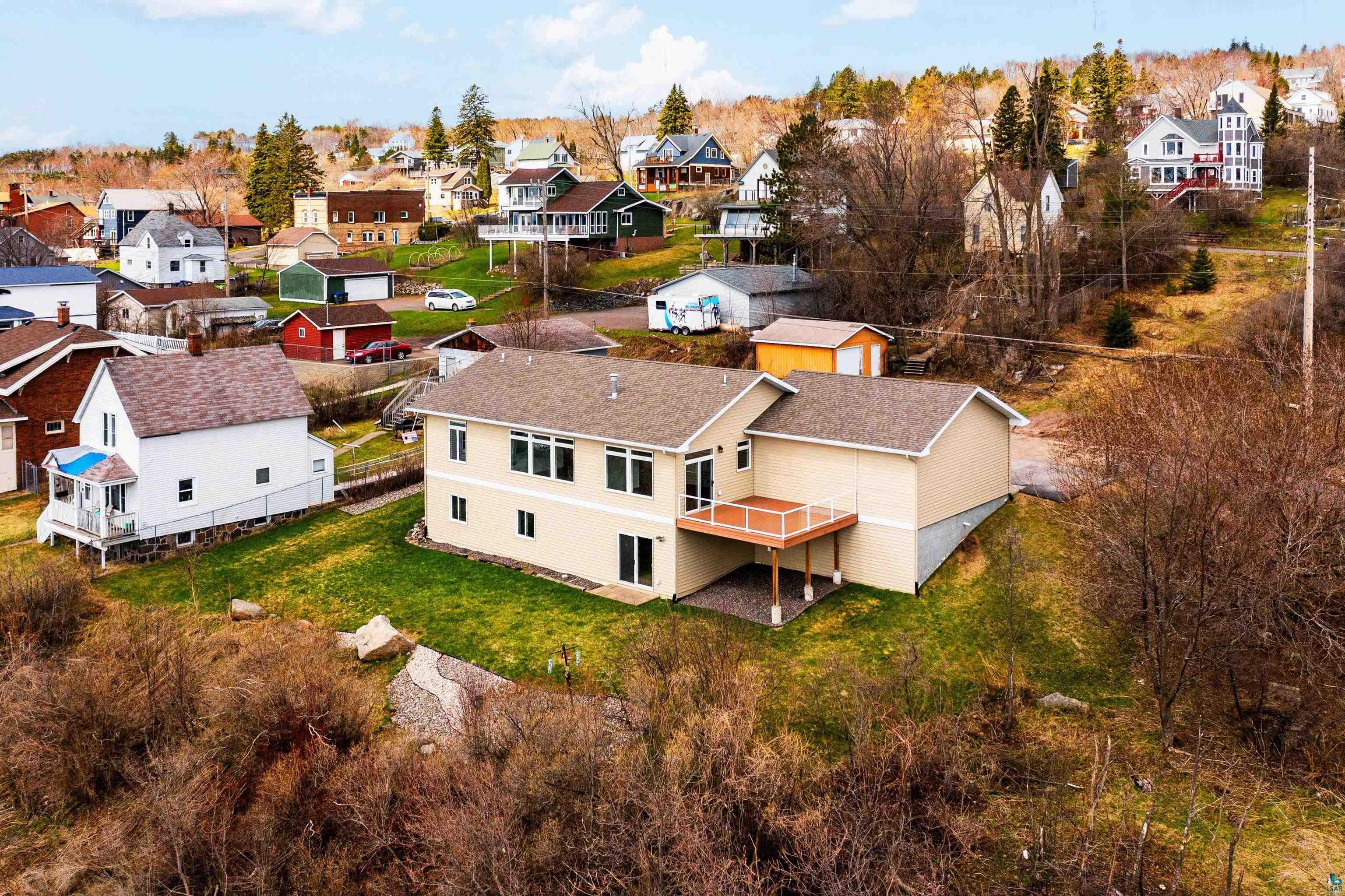 703 W 4th St, Duluth, MN 55806 Listing Photo  64