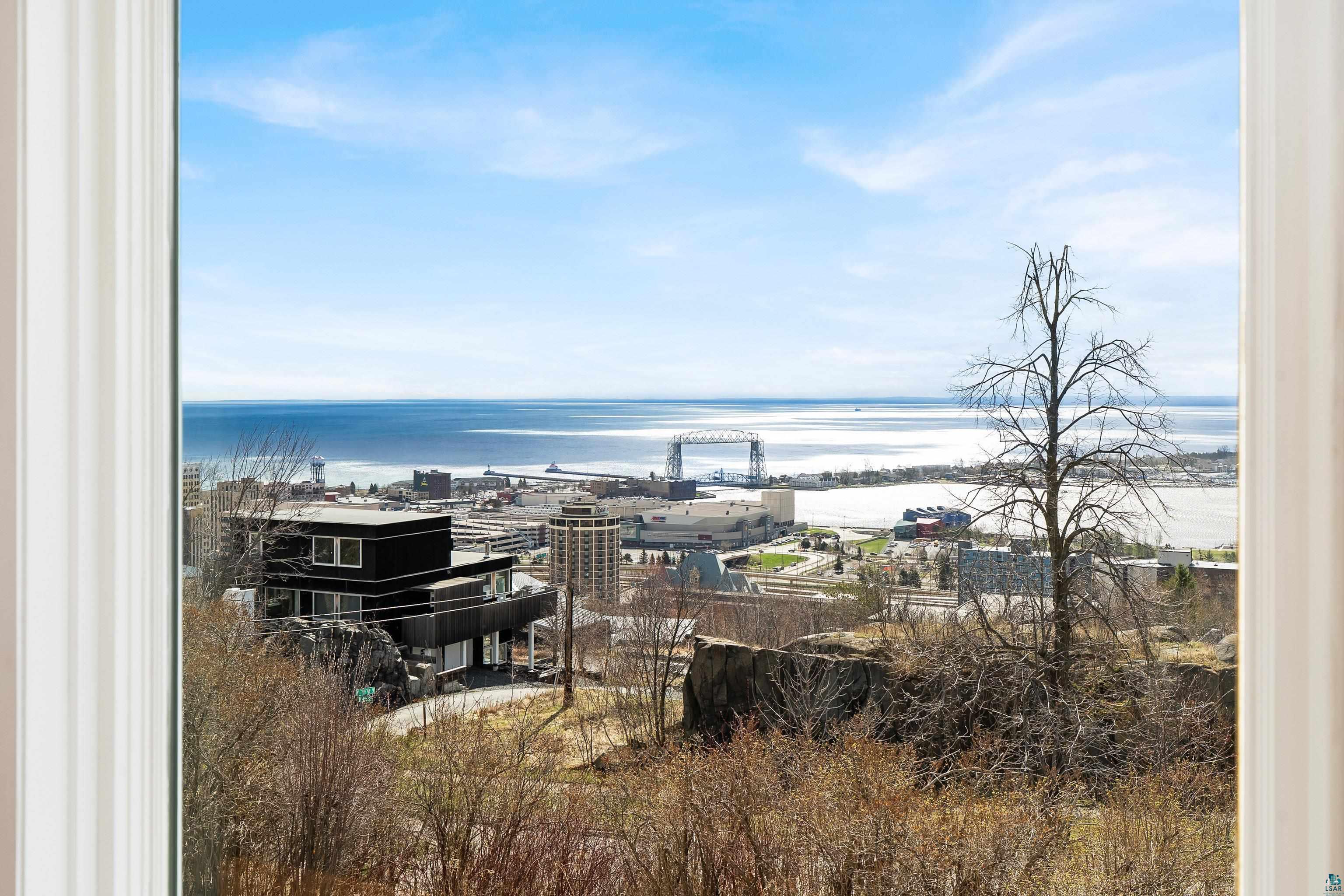 703 W 4th St, Duluth, MN 55806 Listing Photo  10