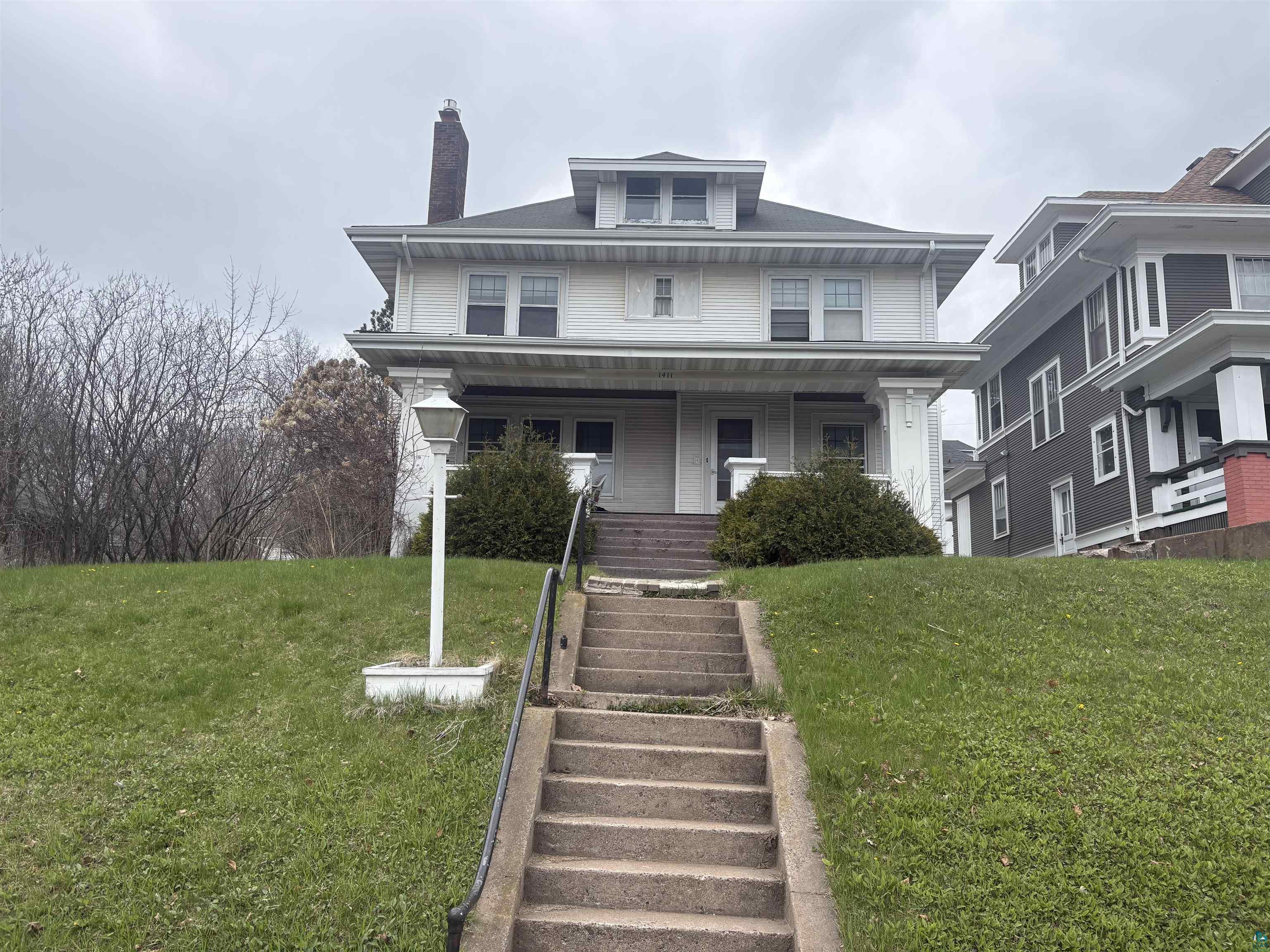 1411 E 4th St, Duluth, MN 55805 Listing Photo  1